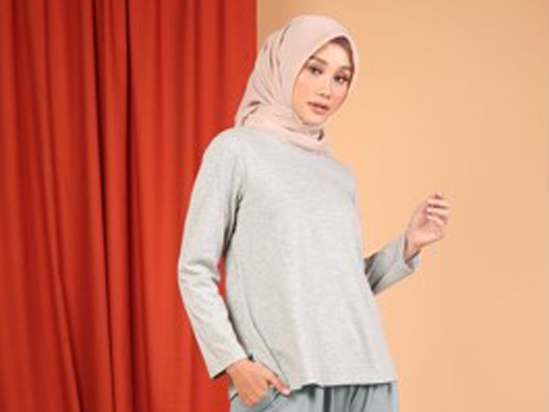 Kembali Ngantor, Ini Inspirasi Outfit Office Look ala Dauky