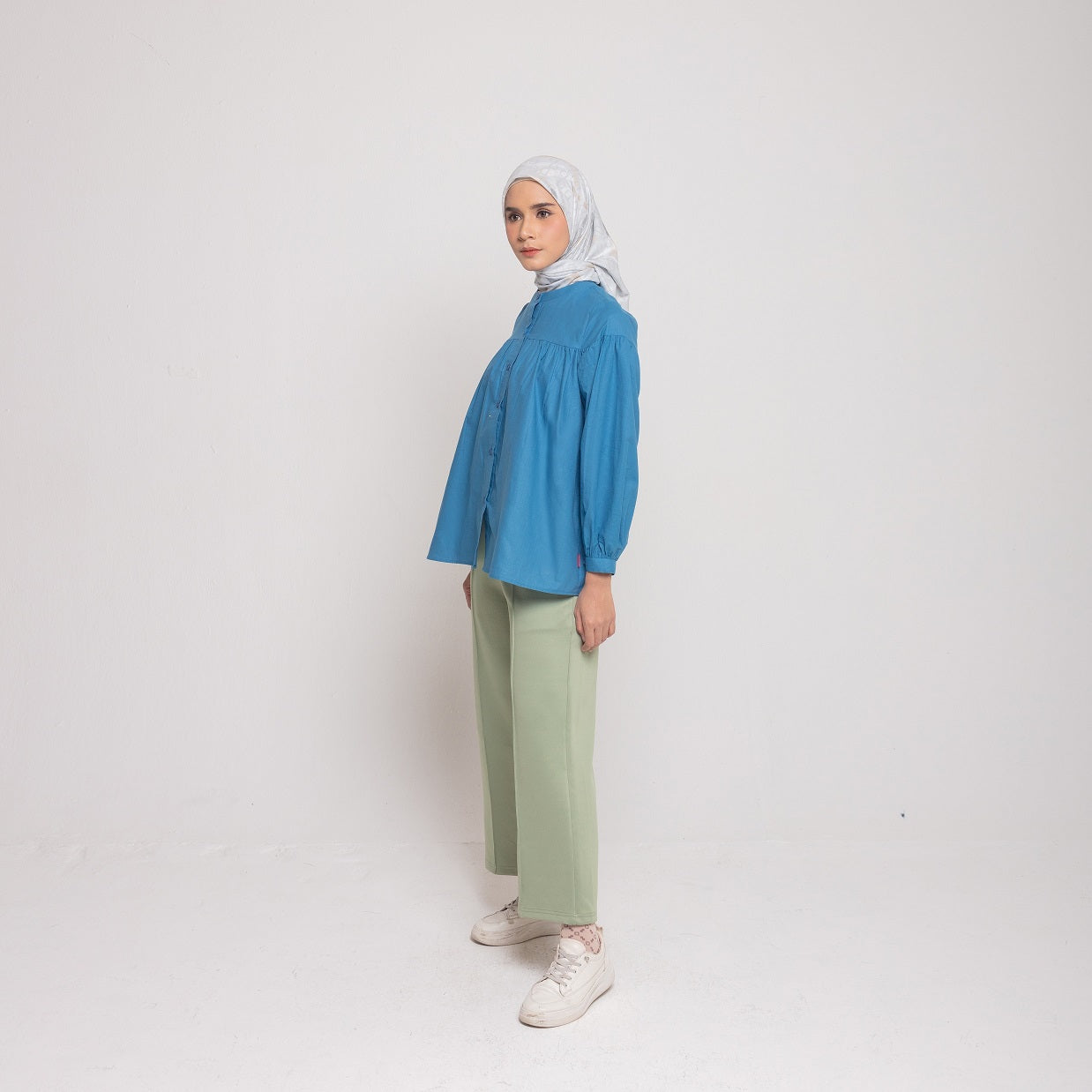 #color_biru-denim