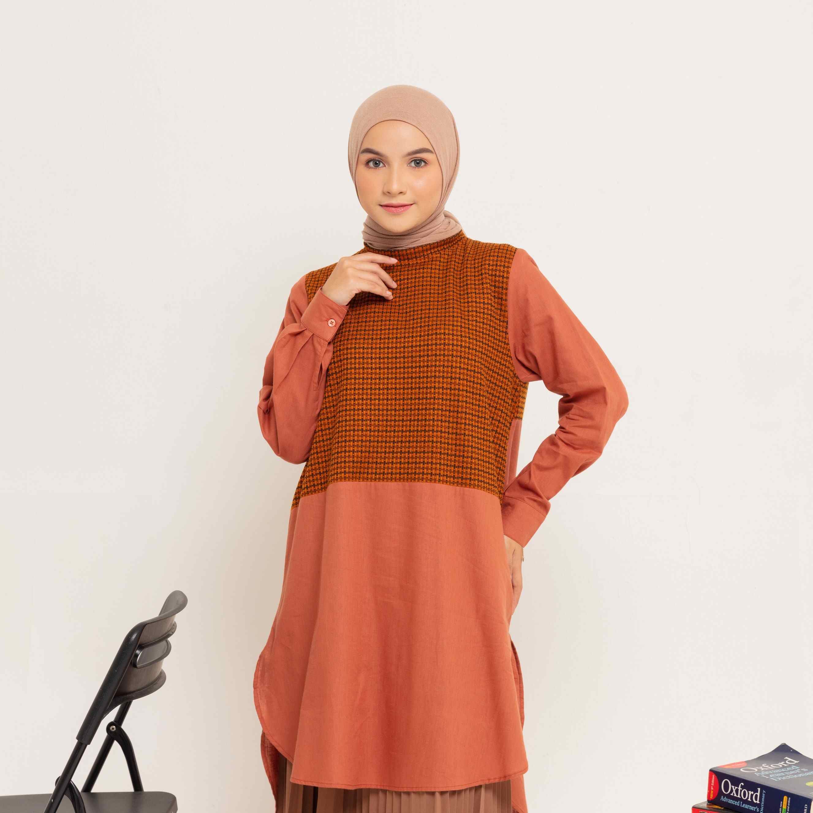 L Tunik Knit Tweed Katun - Teracotta