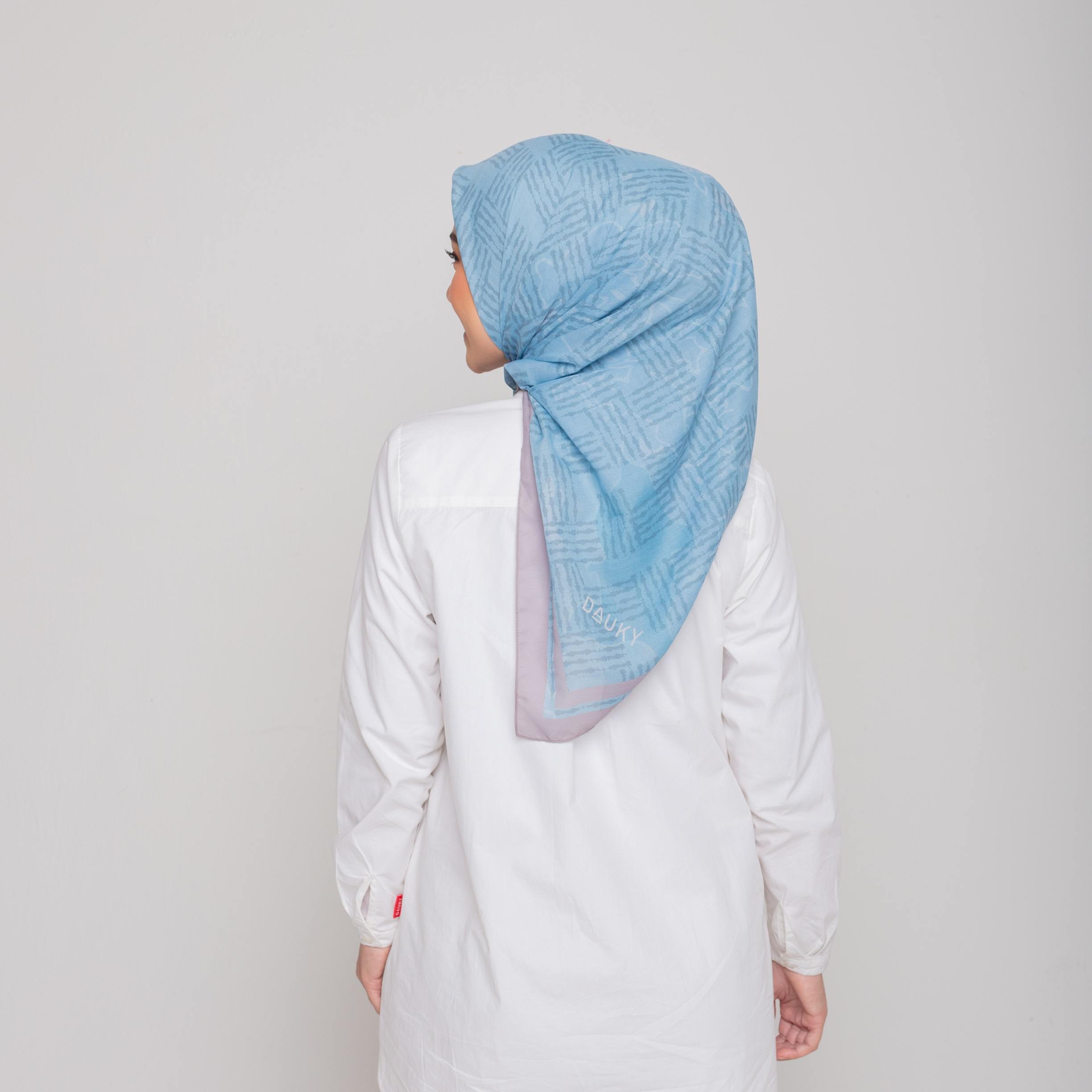 #color_biru