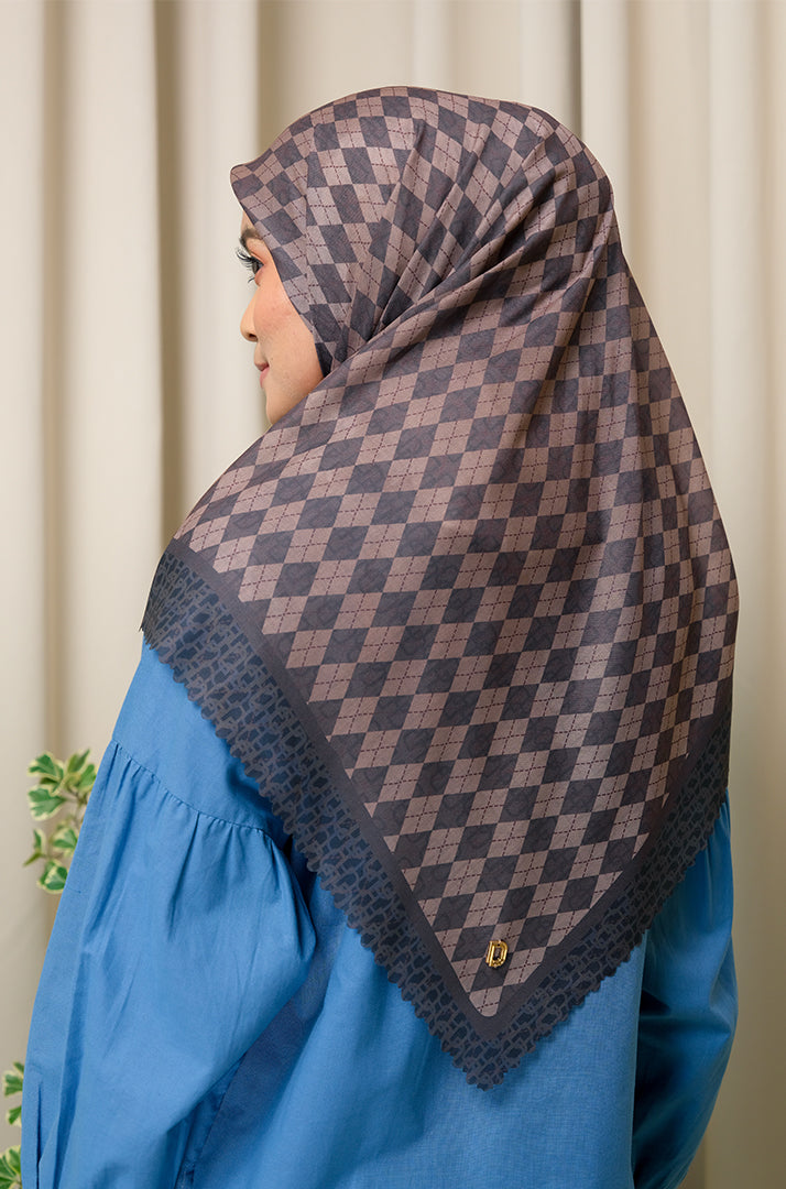 Classic Geo Premium Scarf - Dark Brown