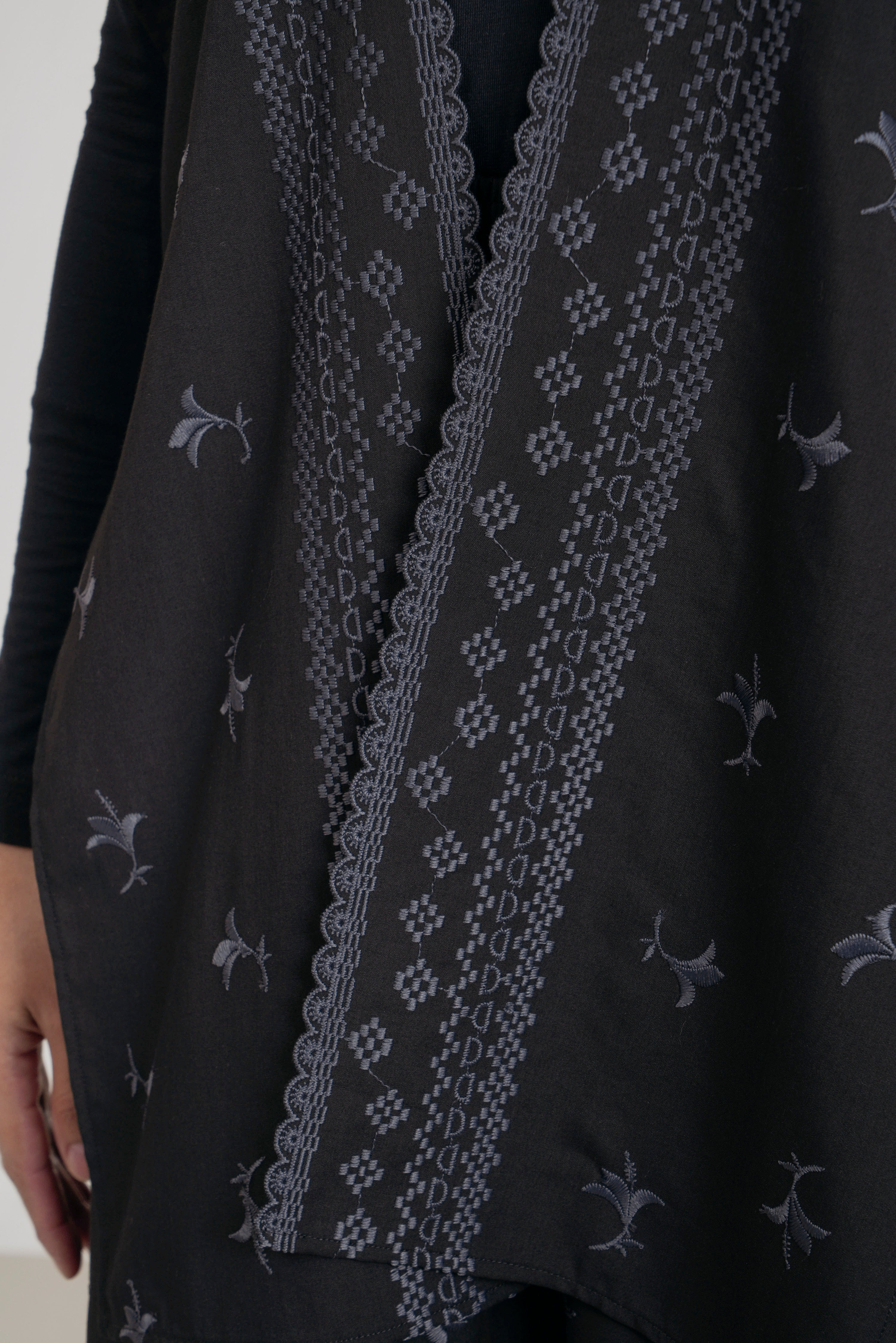 Vest Boxy Bloom Embro