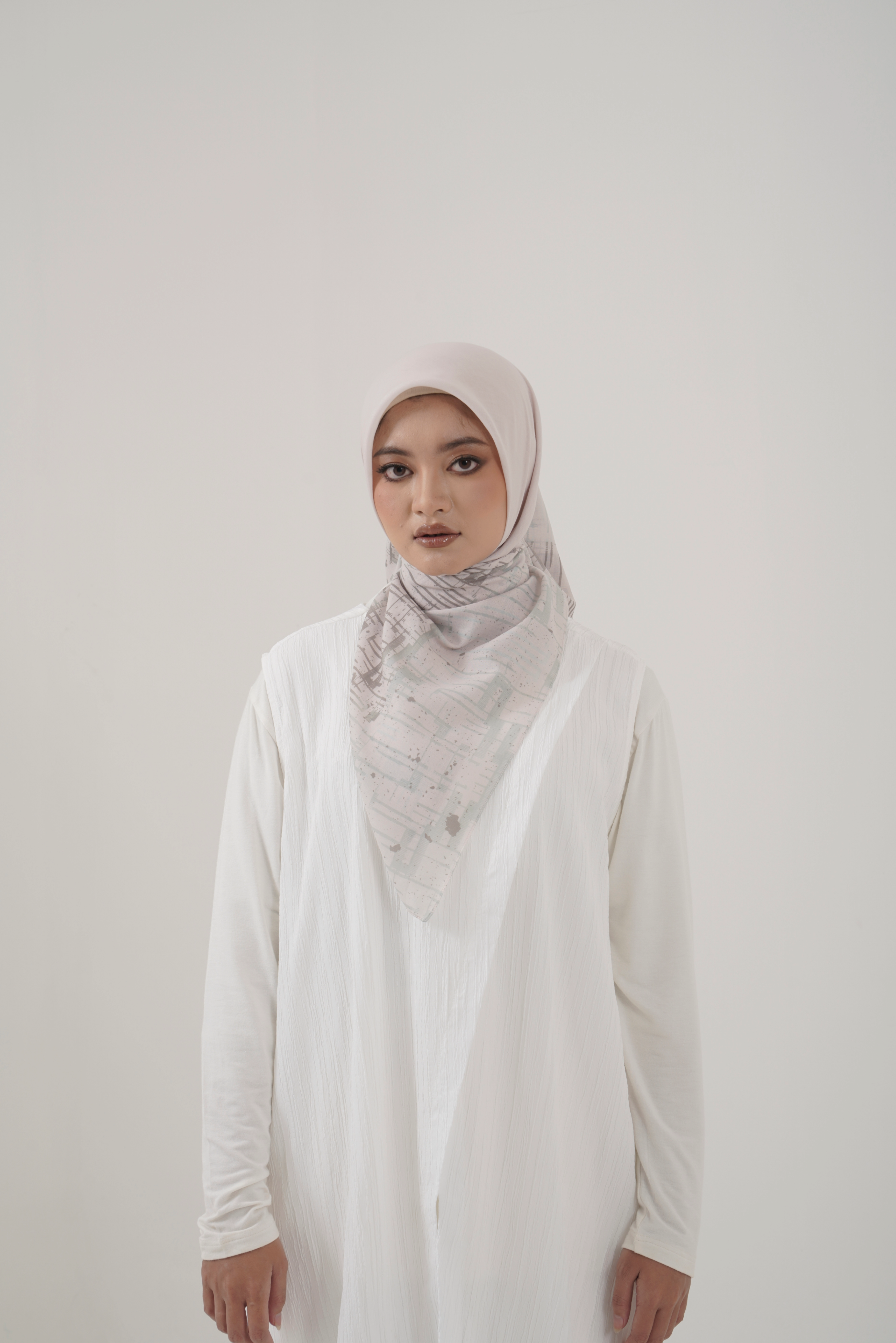 Grid LIne Scarf