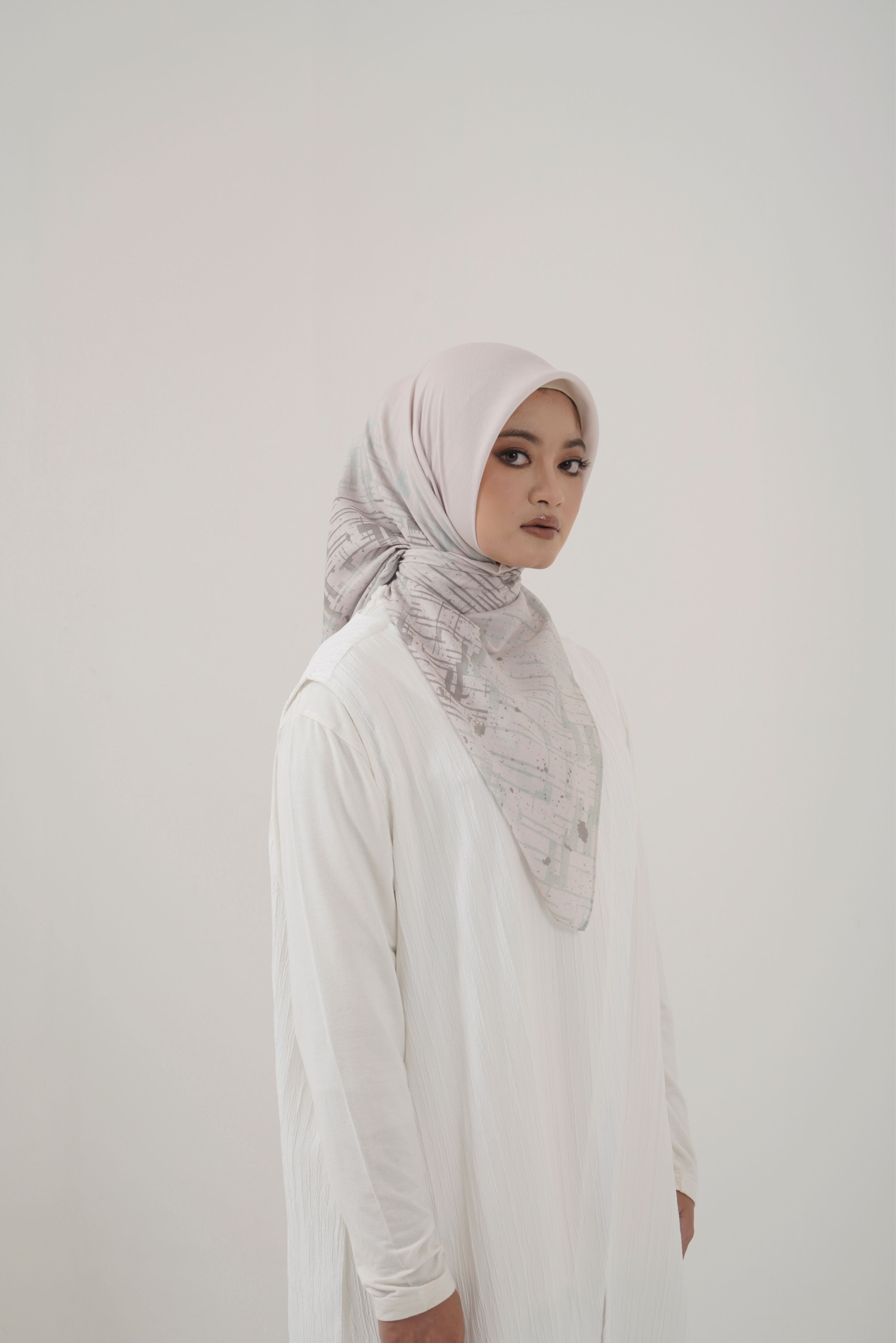 Grid LIne Scarf