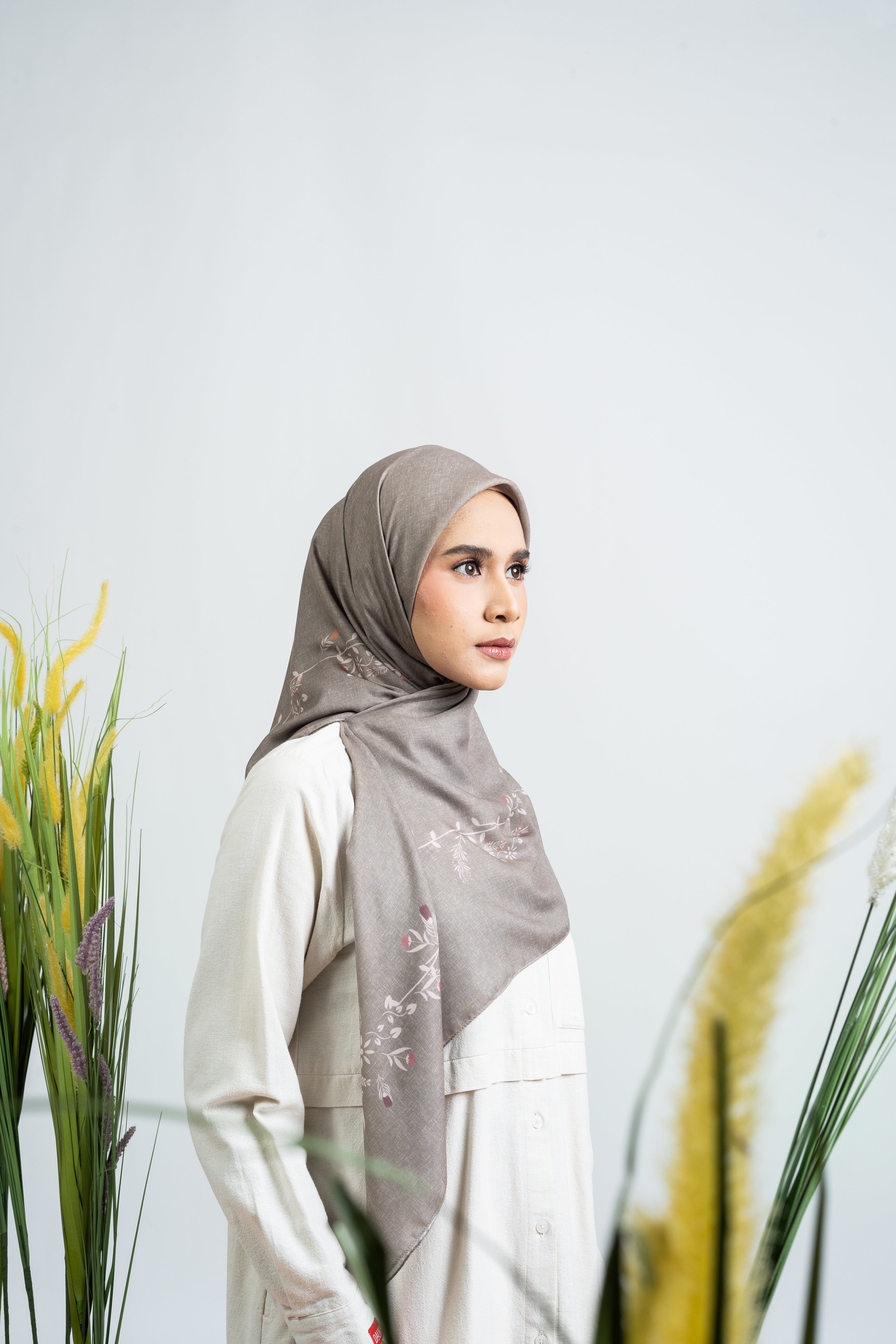 Melbourne Floral Scarf - Olive