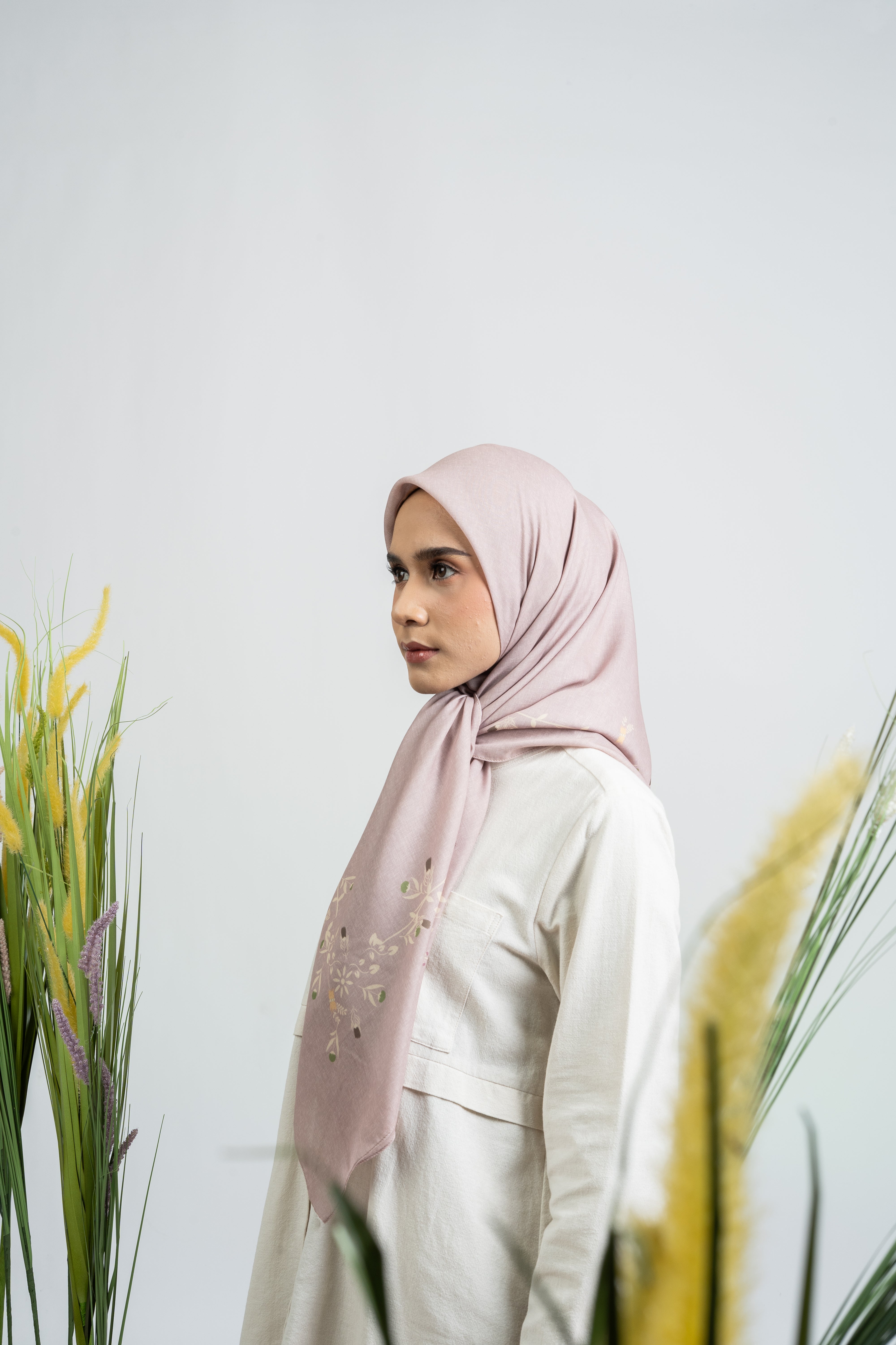 Melbourne Floral Scarf - Taupe