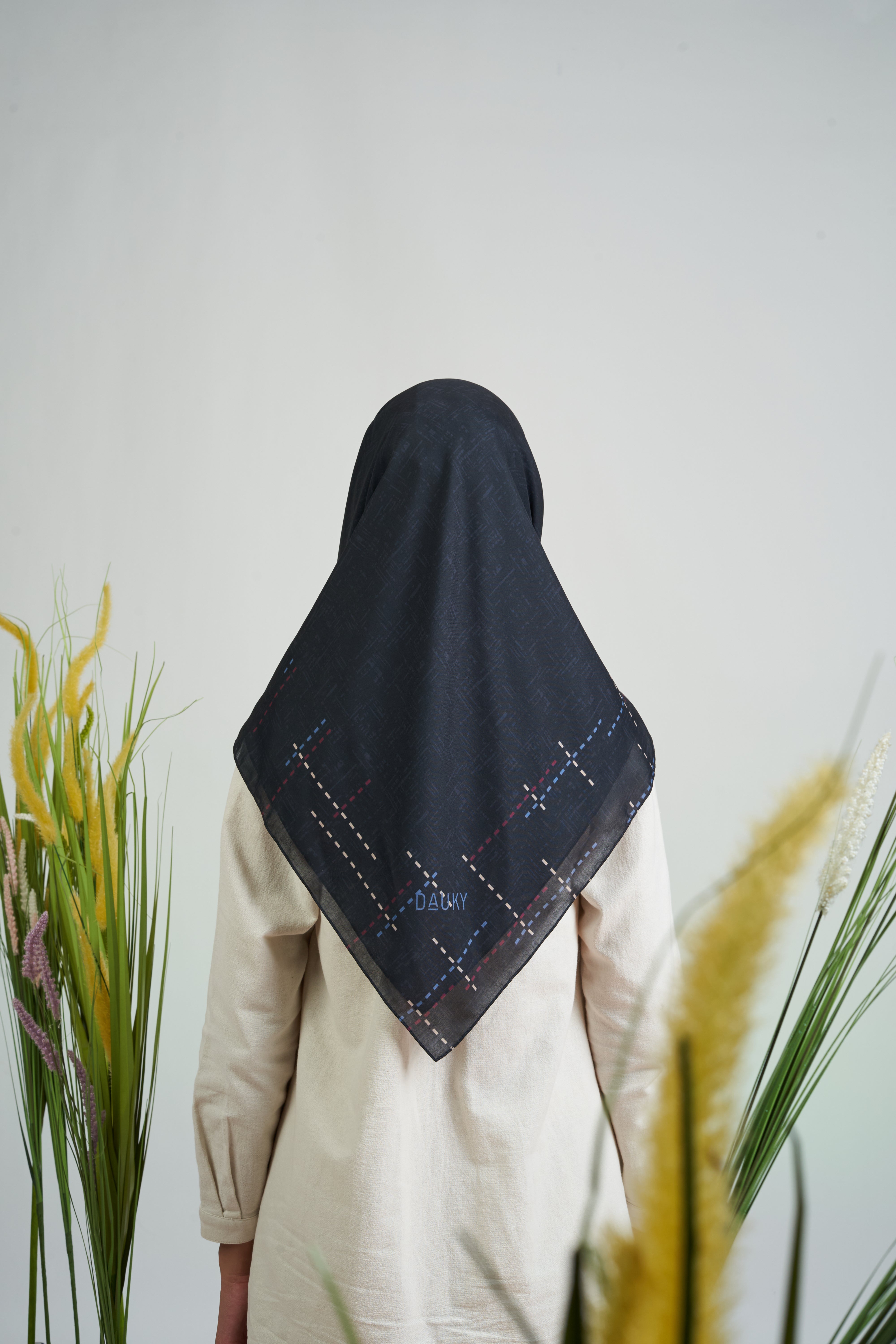 MELBOURNE LINED STITCHES SCARF - BLACK