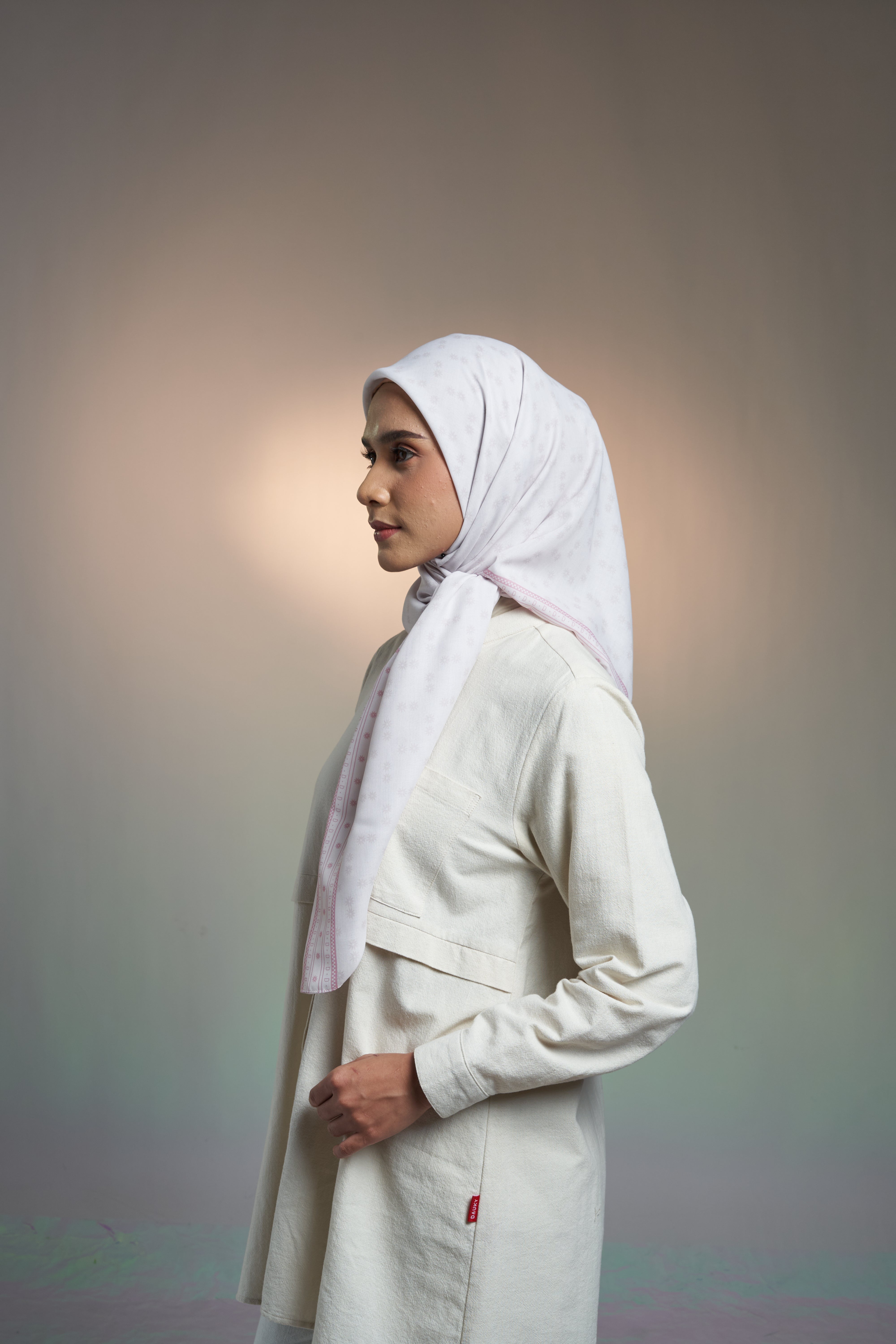 SYDNEY CLASSIC FLORAL SCARF - IVORY
