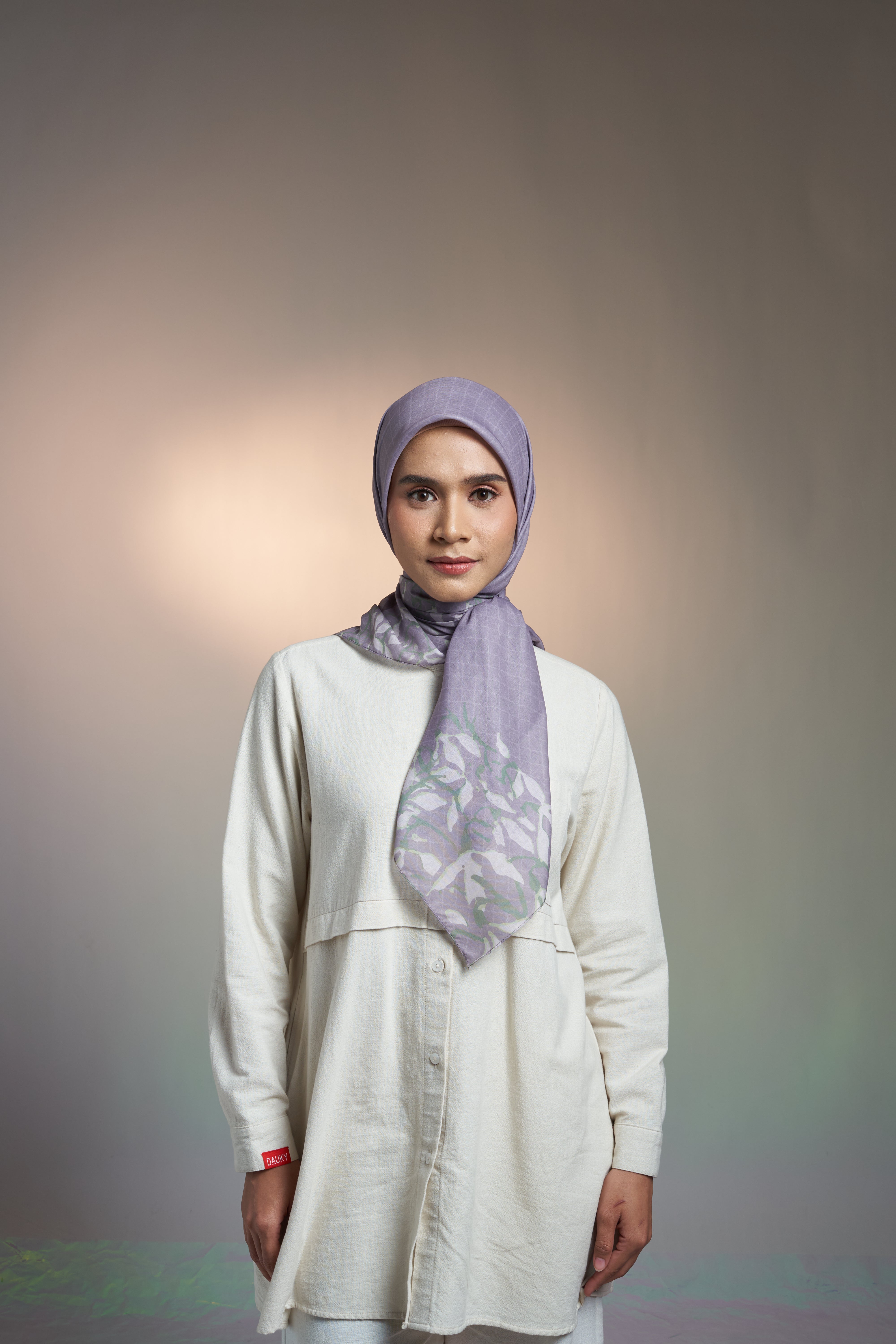 RELAXED SPRING SCARF - TAUPE