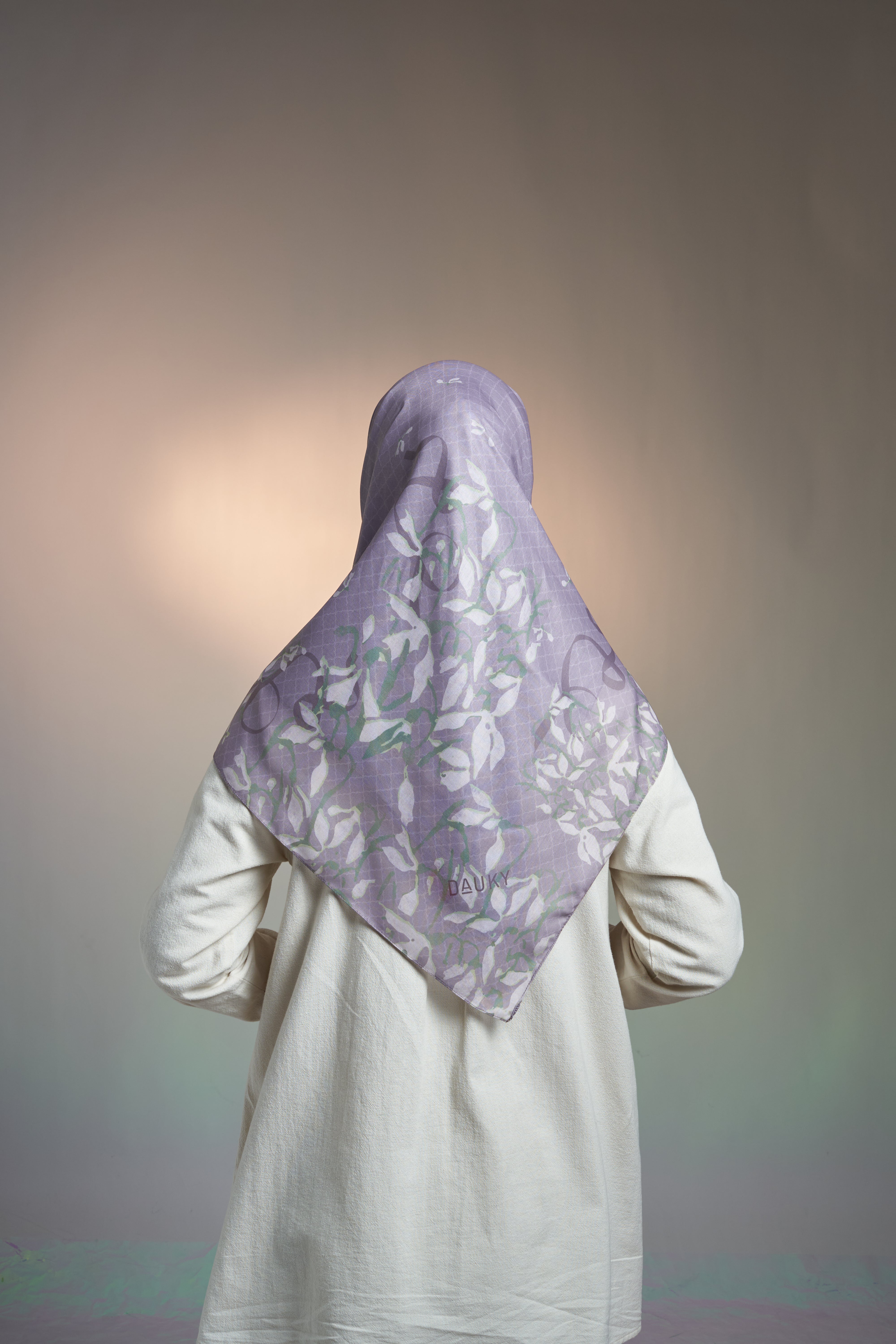 RELAXED SPRING SCARF - TAUPE