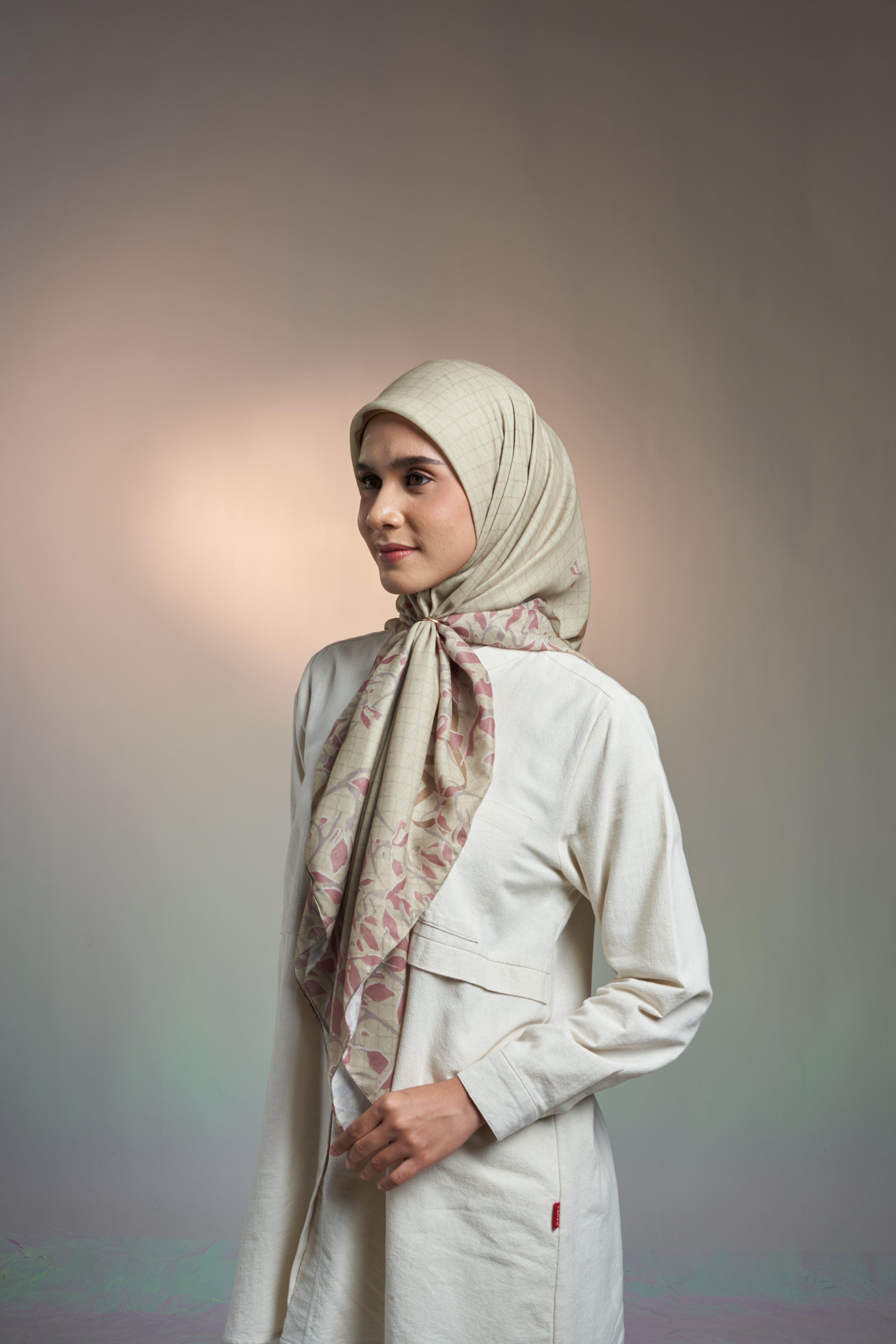 RELAXED SPRING SCARF - DUSTY OLIVE