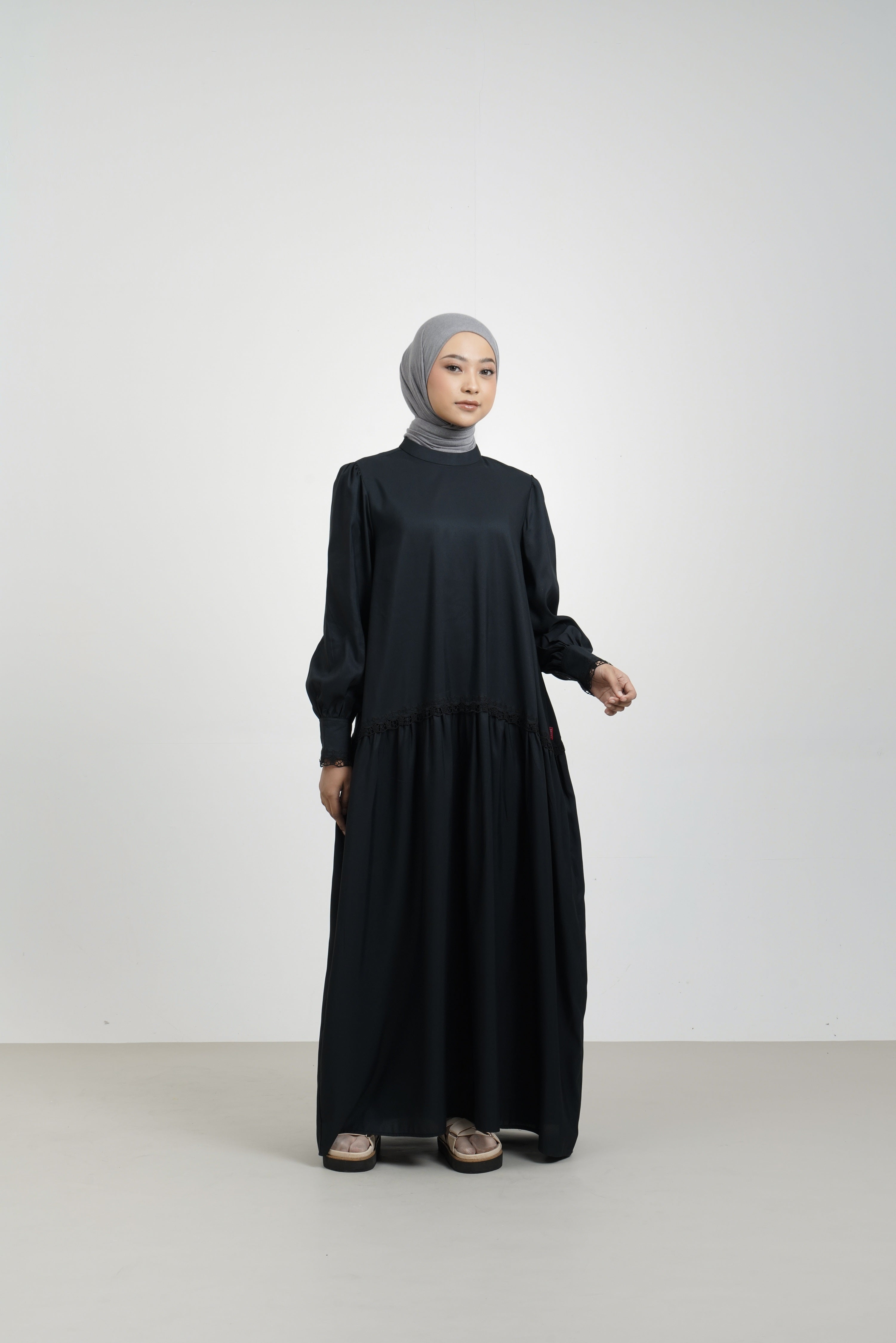 L Dress Puff Lined Lace