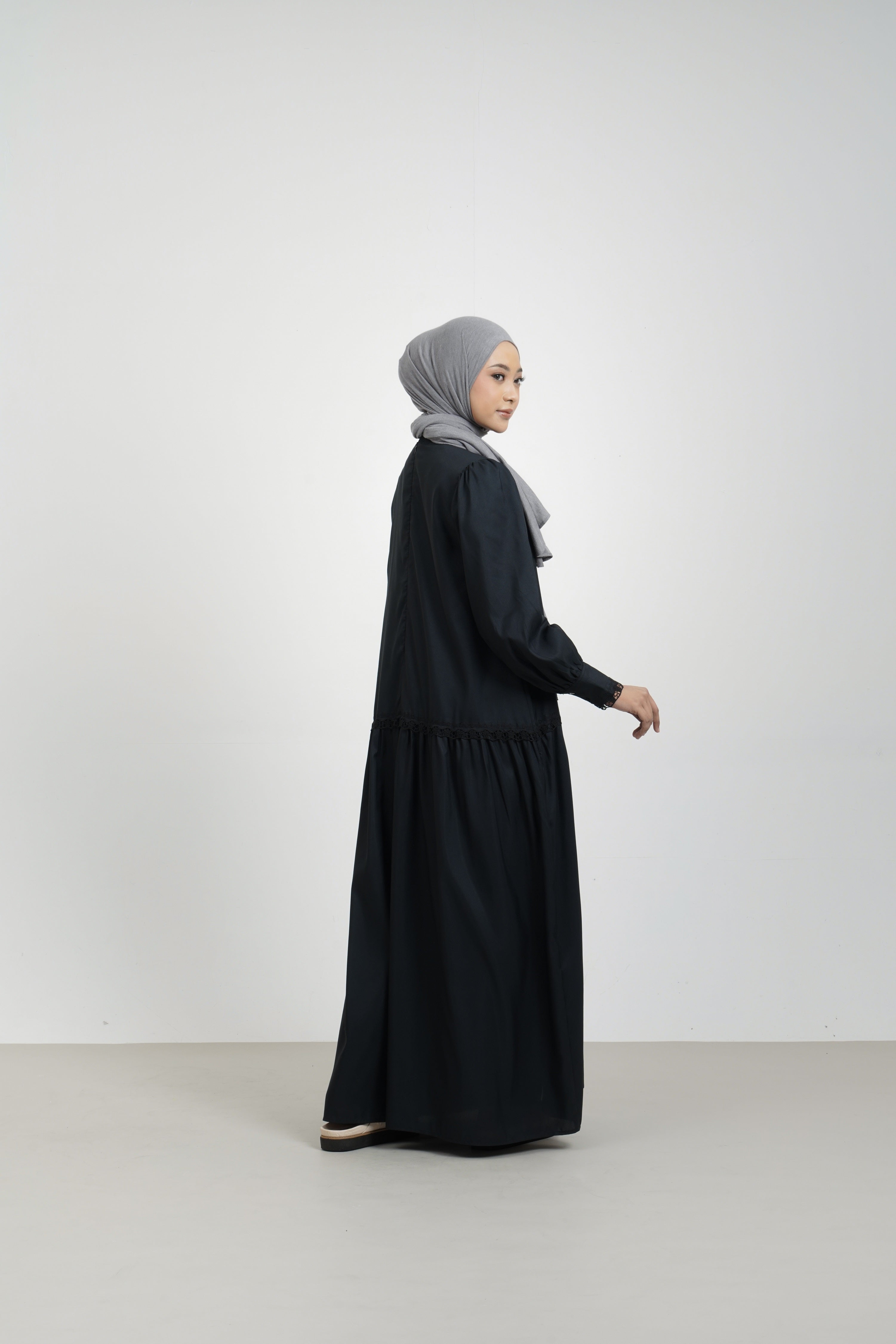 L Dress Puff Lined Lace