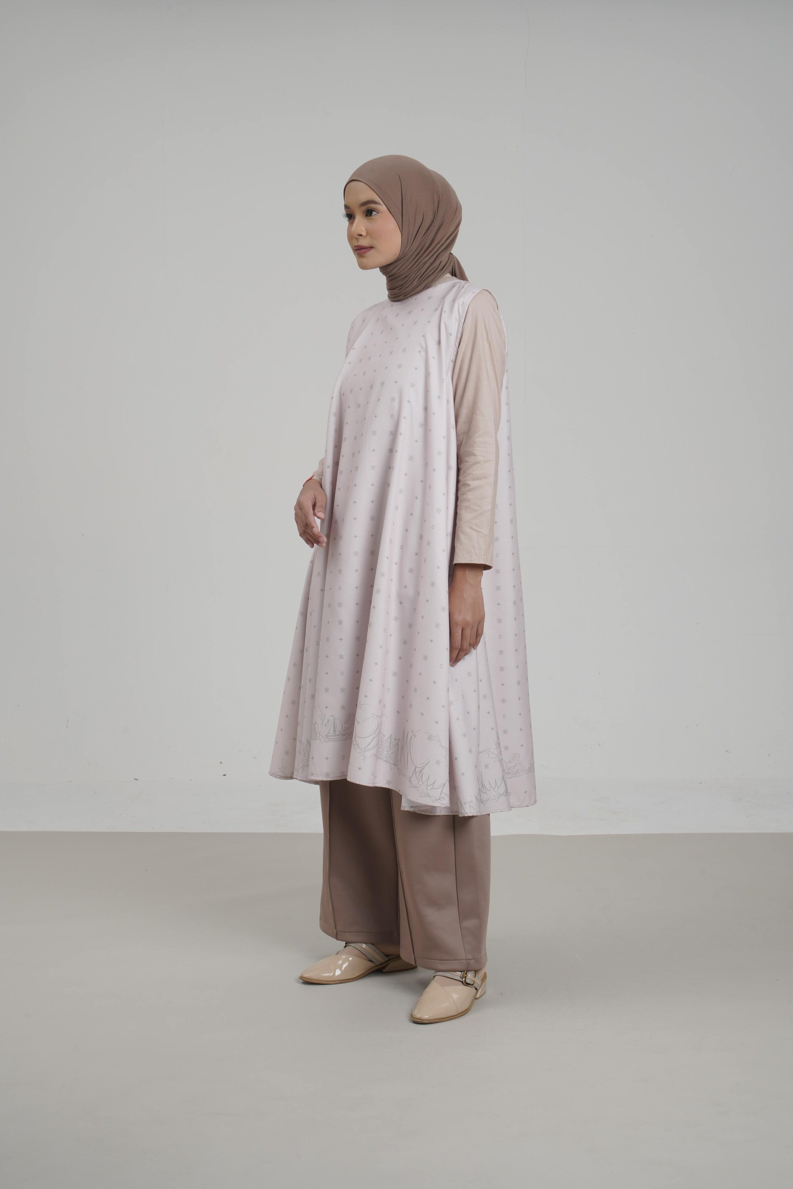 L Tunic Sleeveless Wanderer