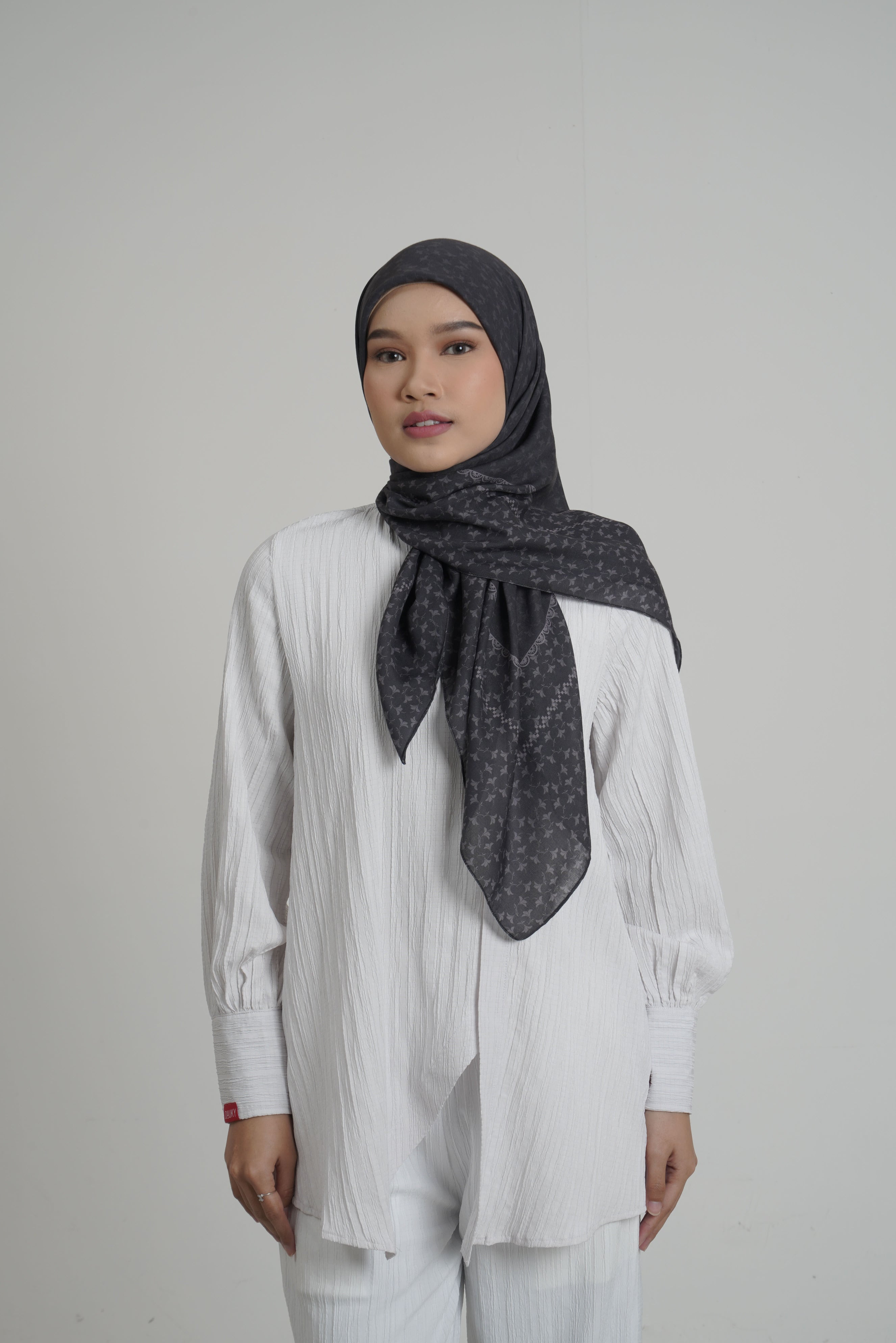 Bloom Bordered Scarf