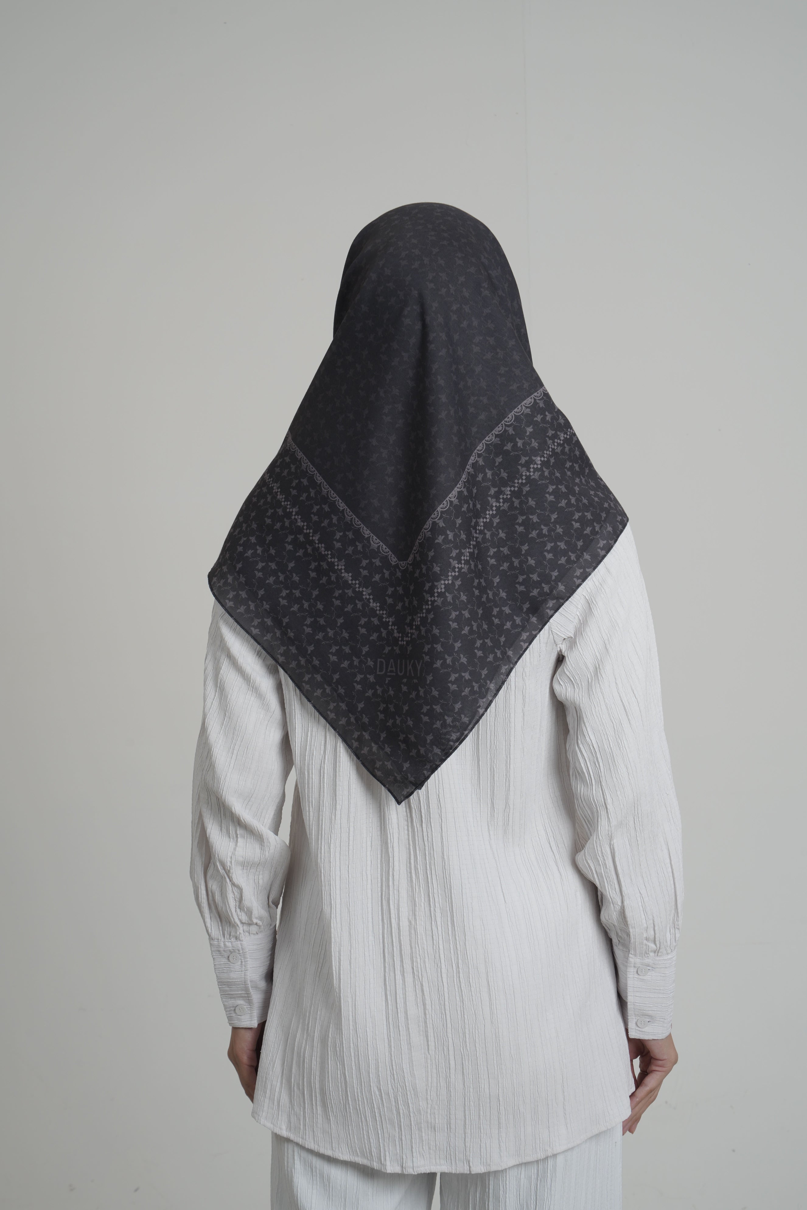 Bloom Bordered Scarf