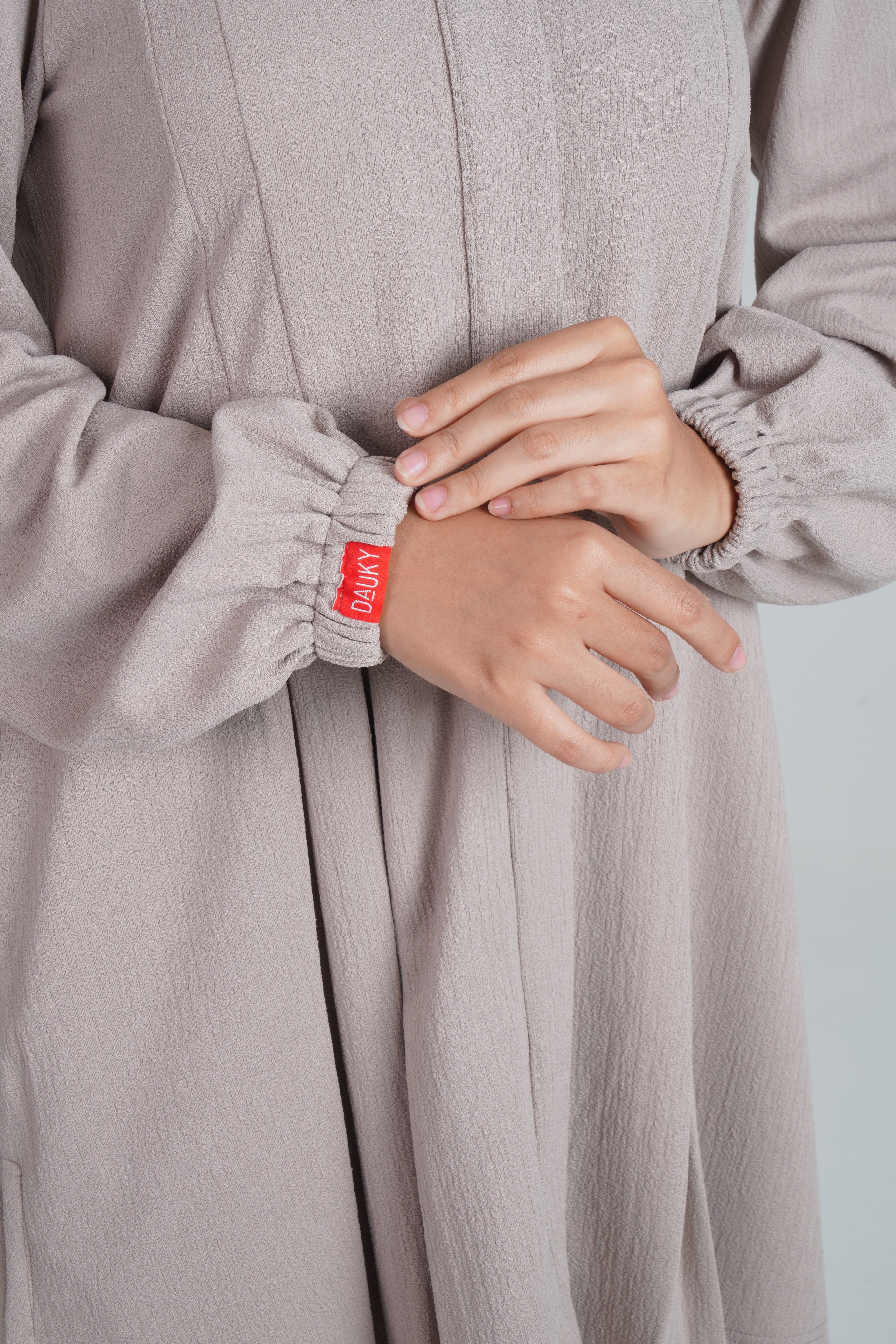 L TUNIC PLEATED SEQUIN