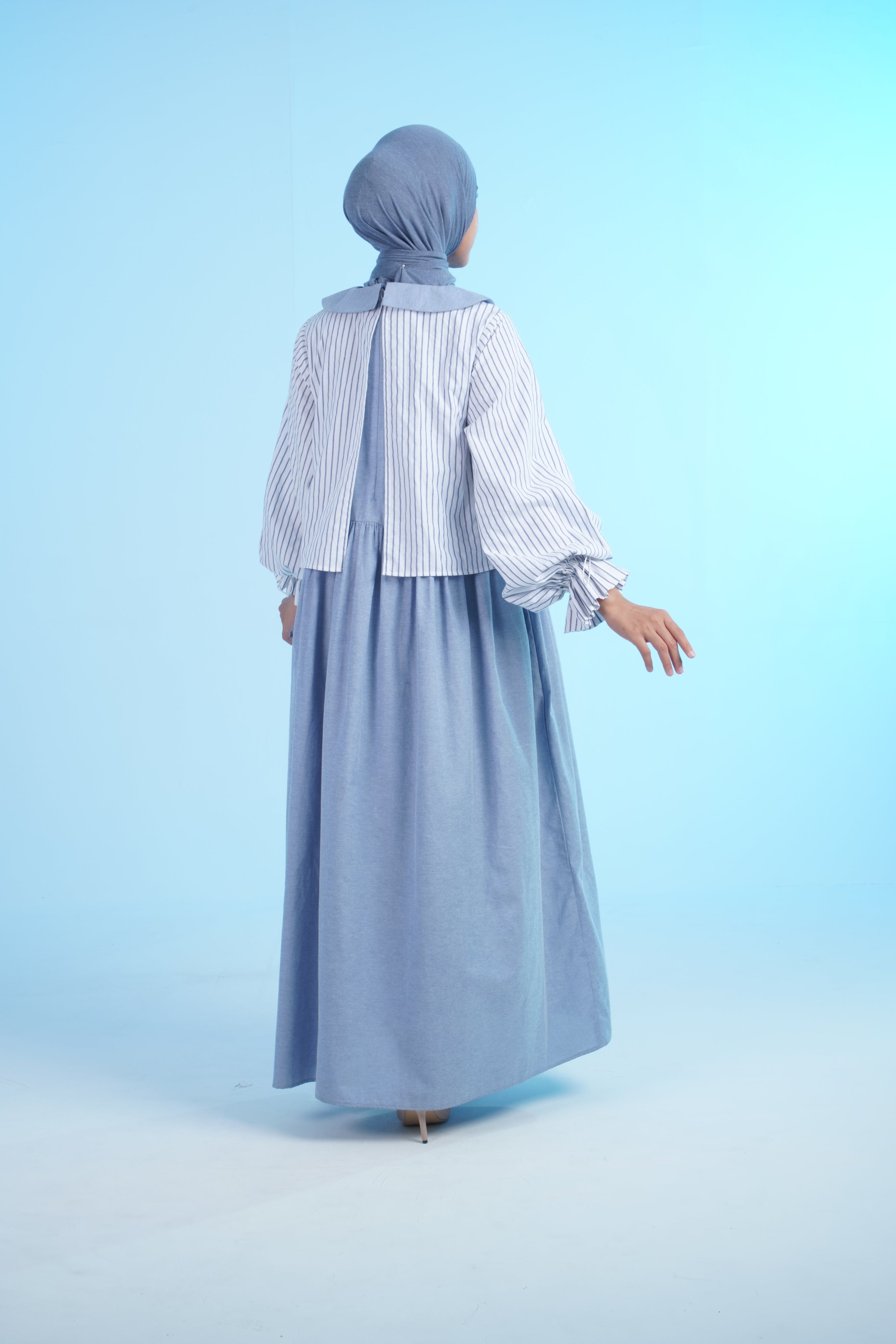 L DRESS DENIM STRIPE