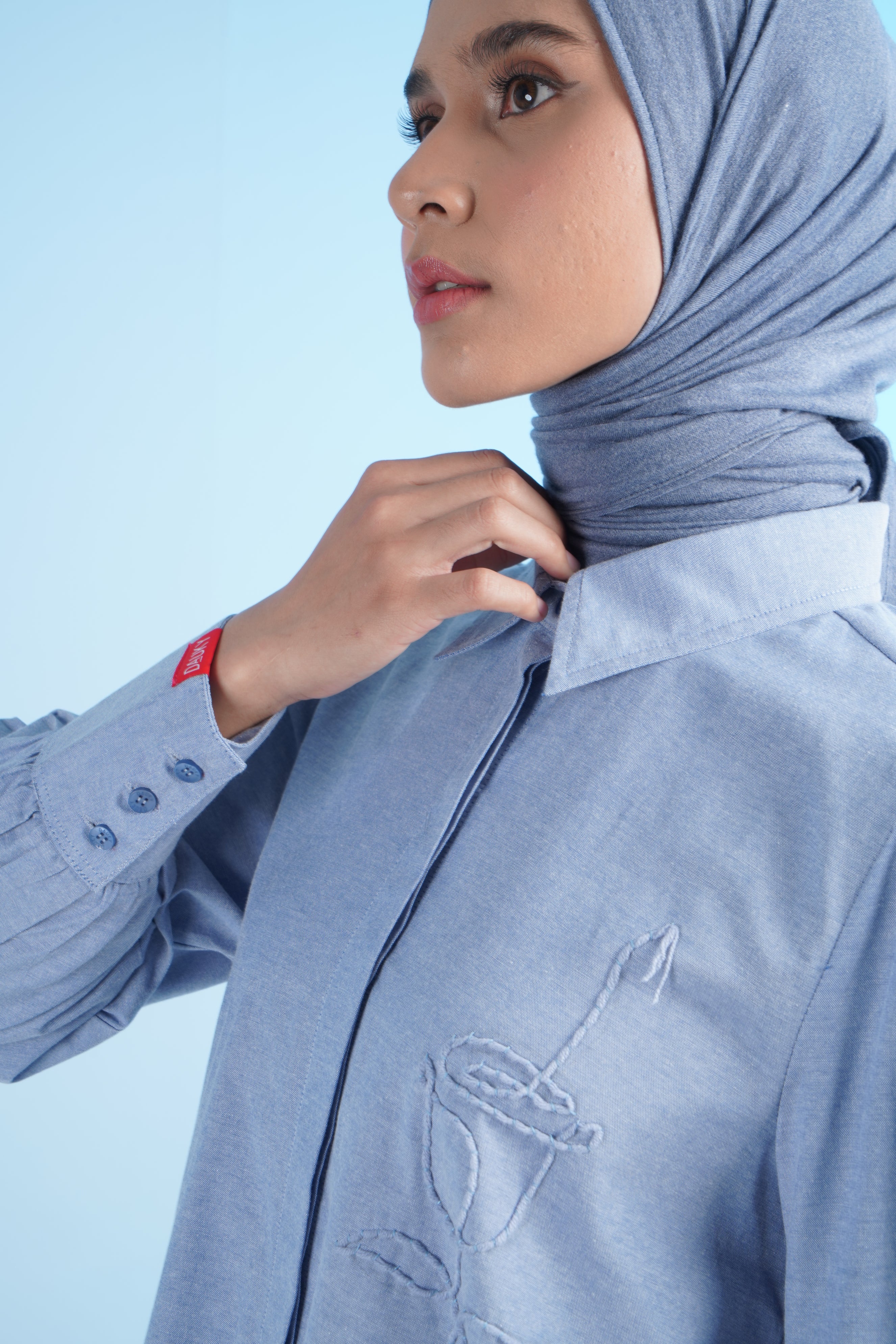 M TUNIC EMBRO DENIM