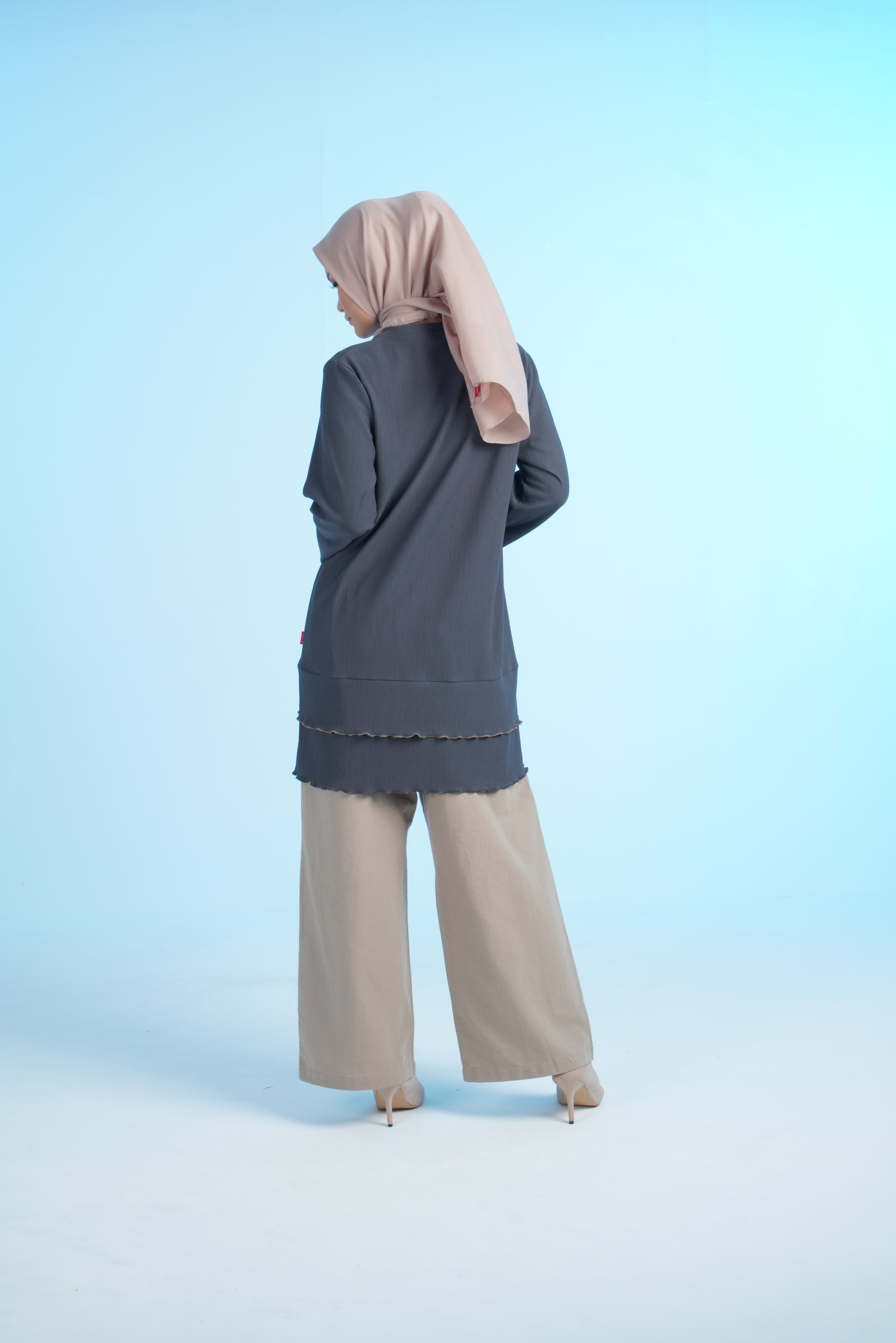 M TUNIC CONTRASTED LINE