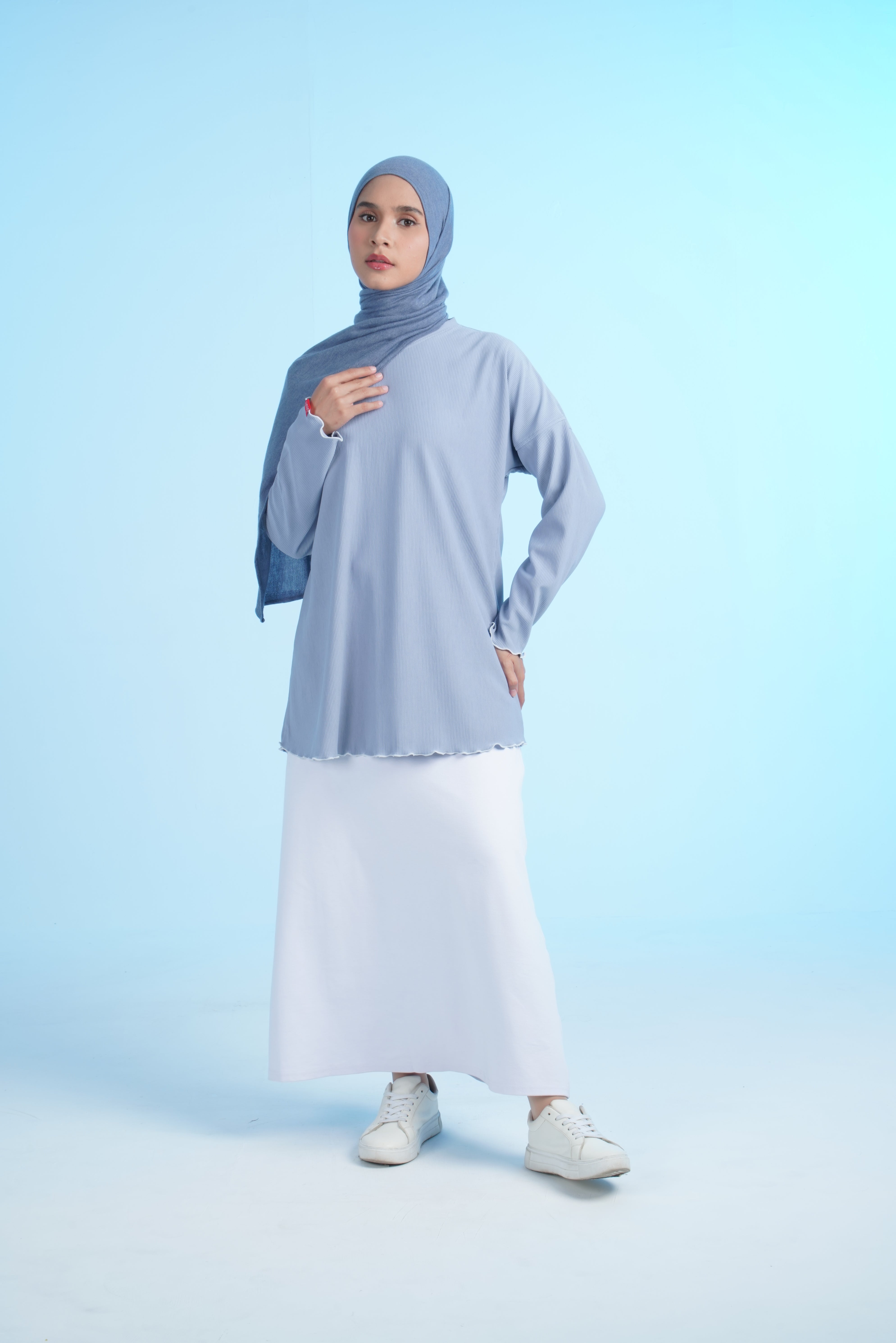 M TUNIC BS CONTRASTED LINE