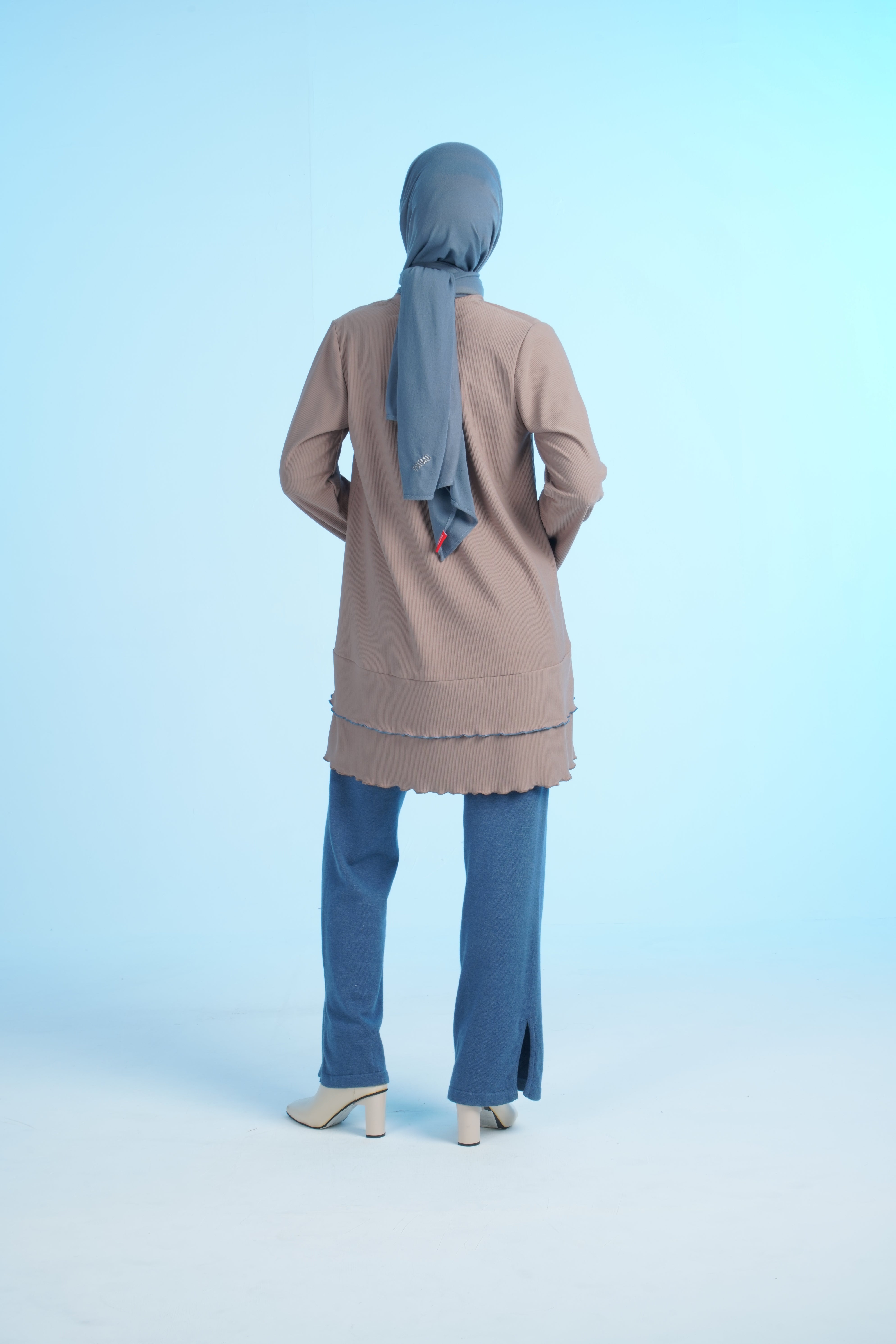 M TUNIC CONTRASTED LINE