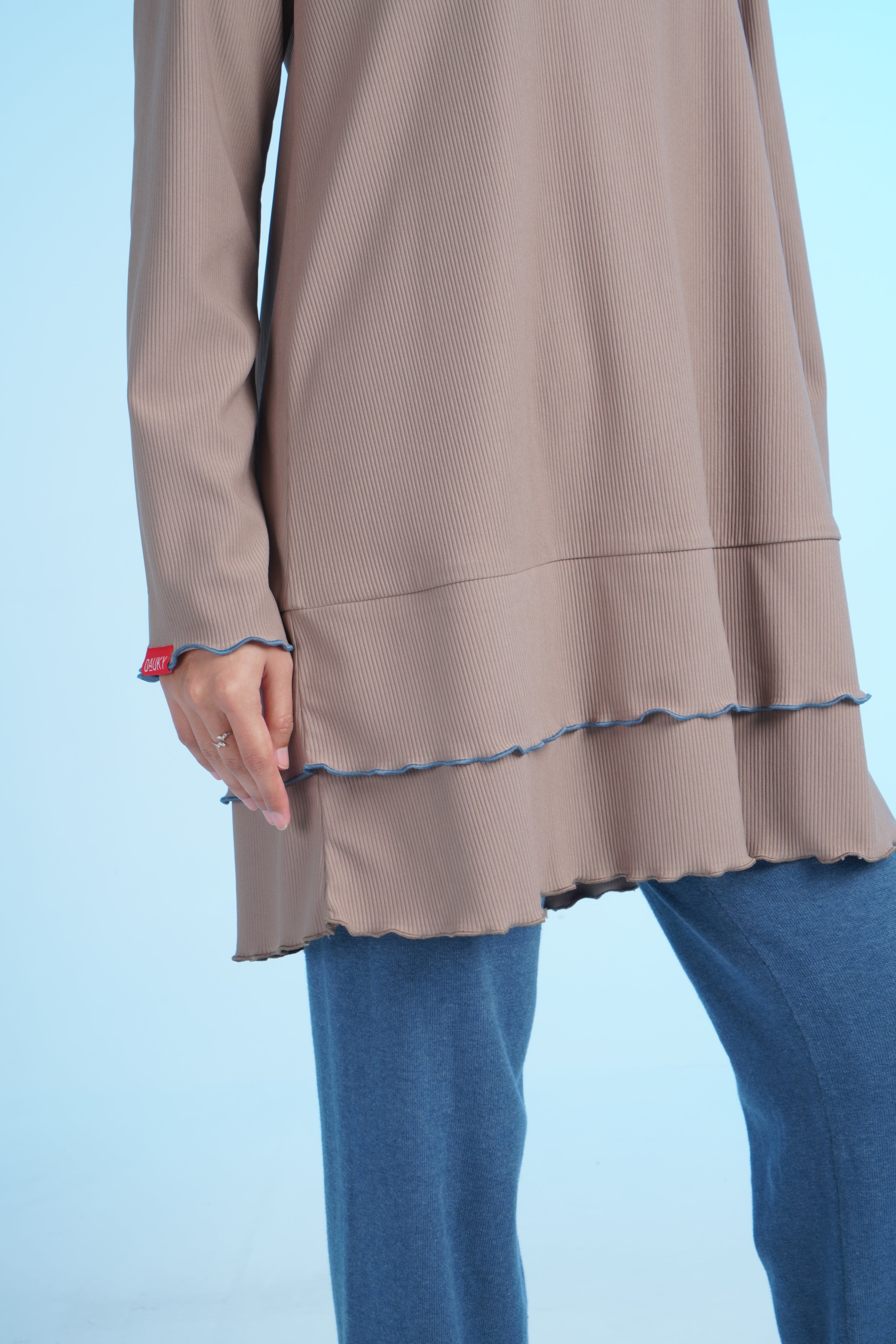 M TUNIC CONTRASTED LINE