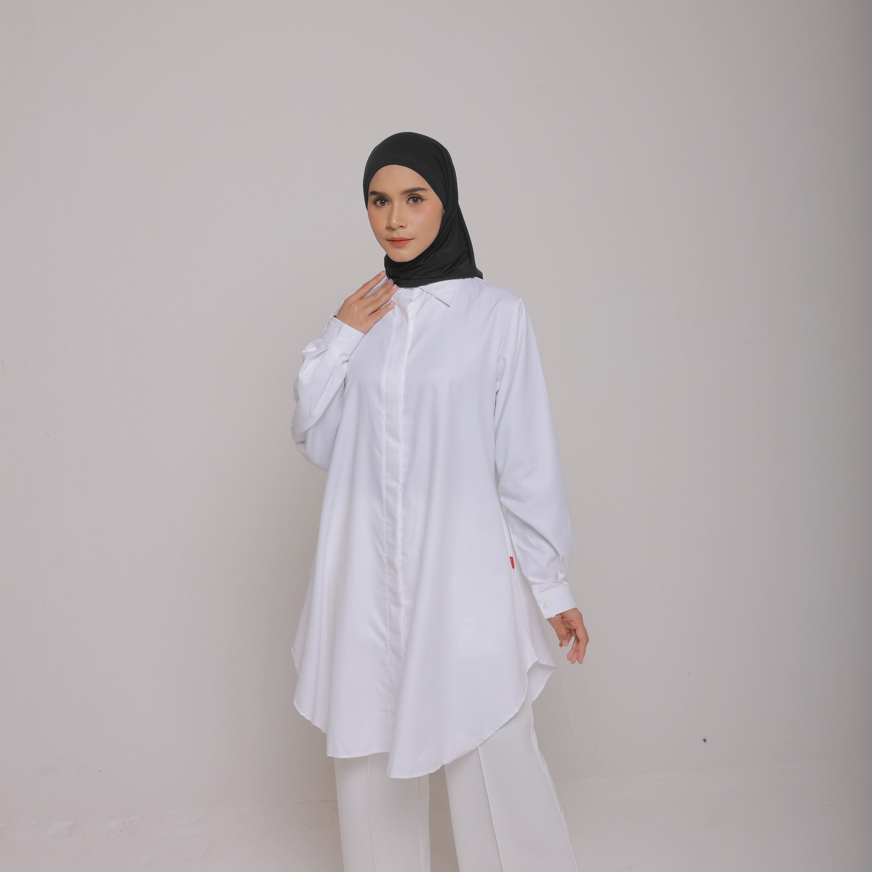 #color_hitam