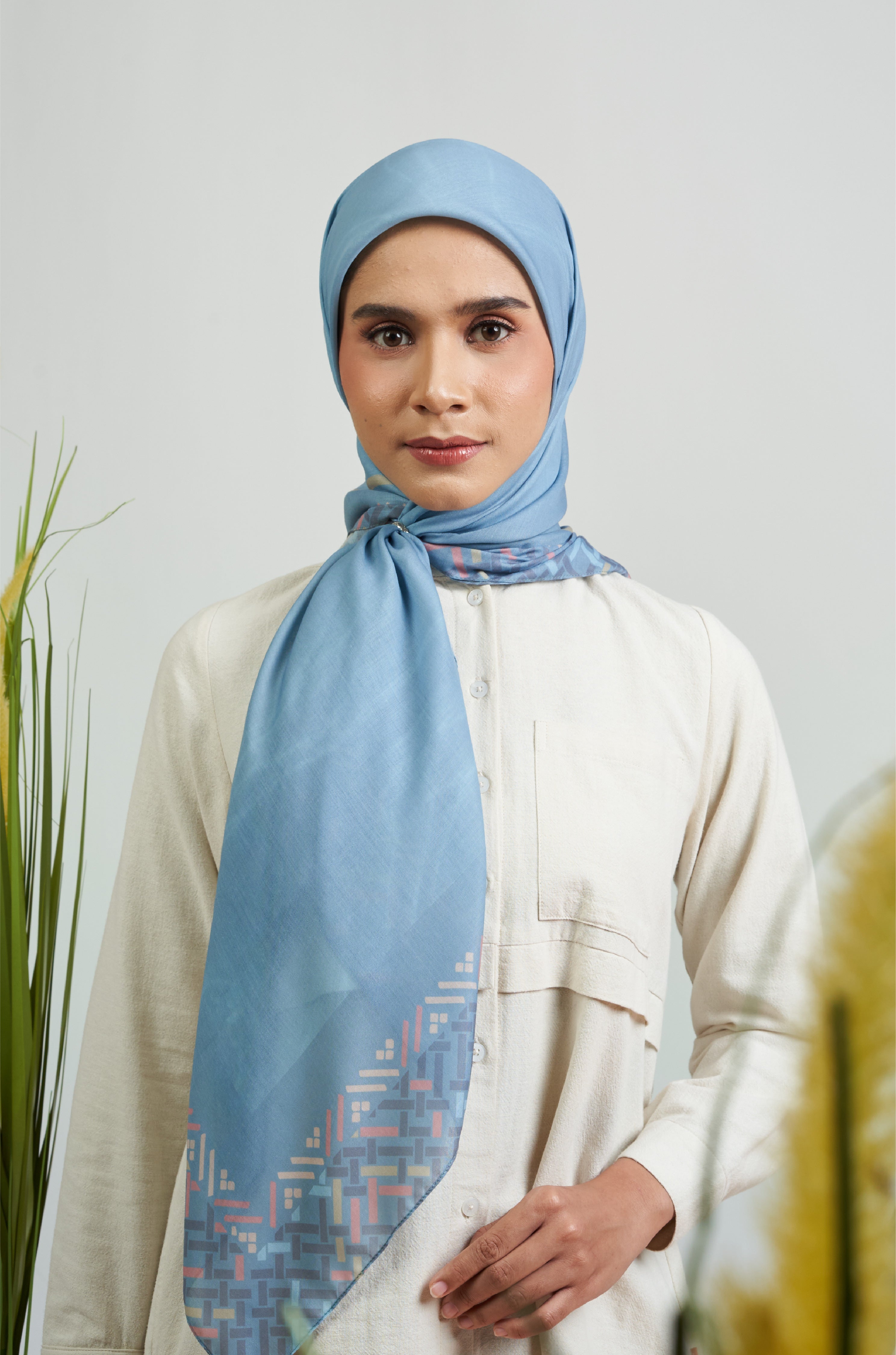 Decorative Geo Scarf - Tosca