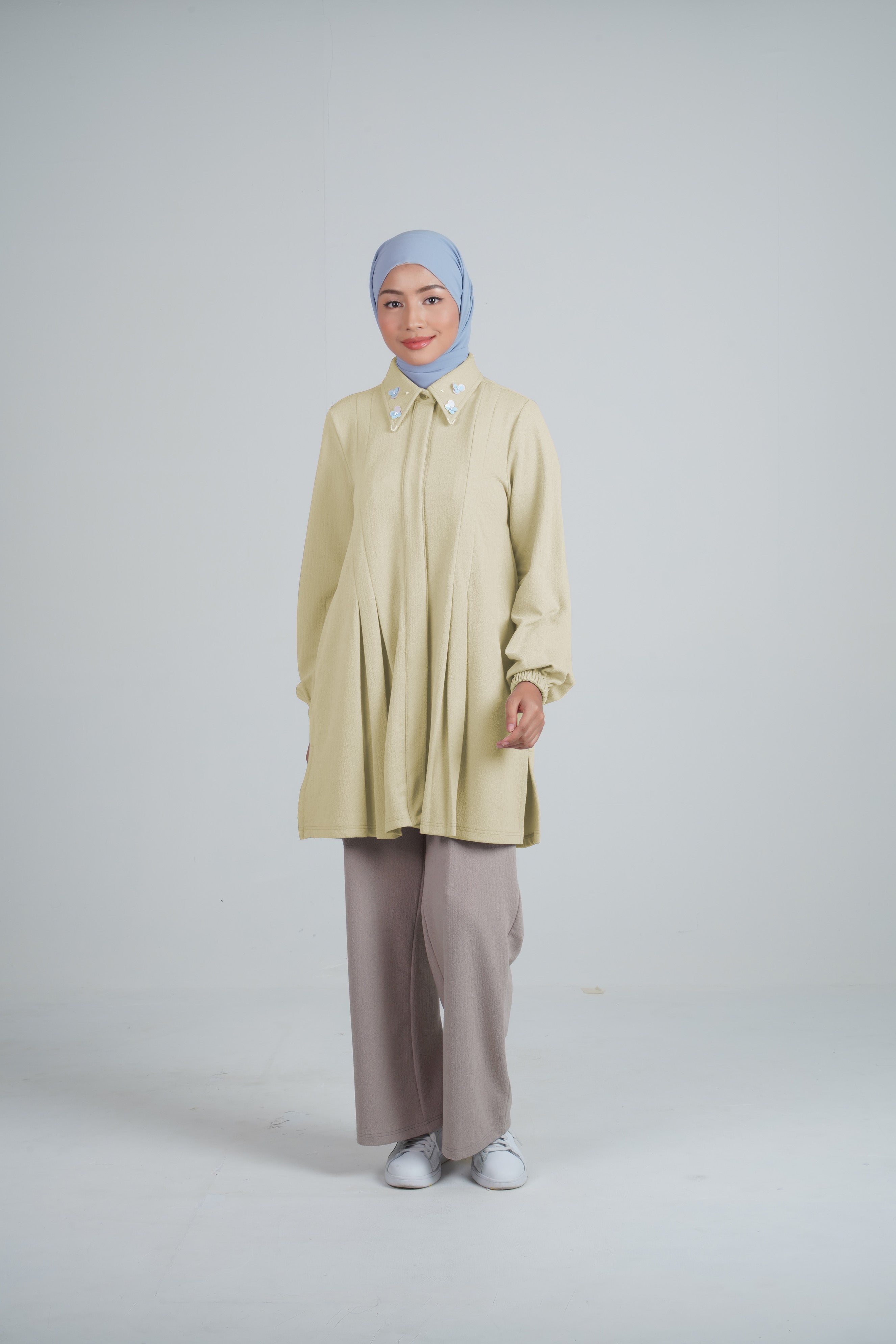 L TUNIC PLEATED SEQUIN