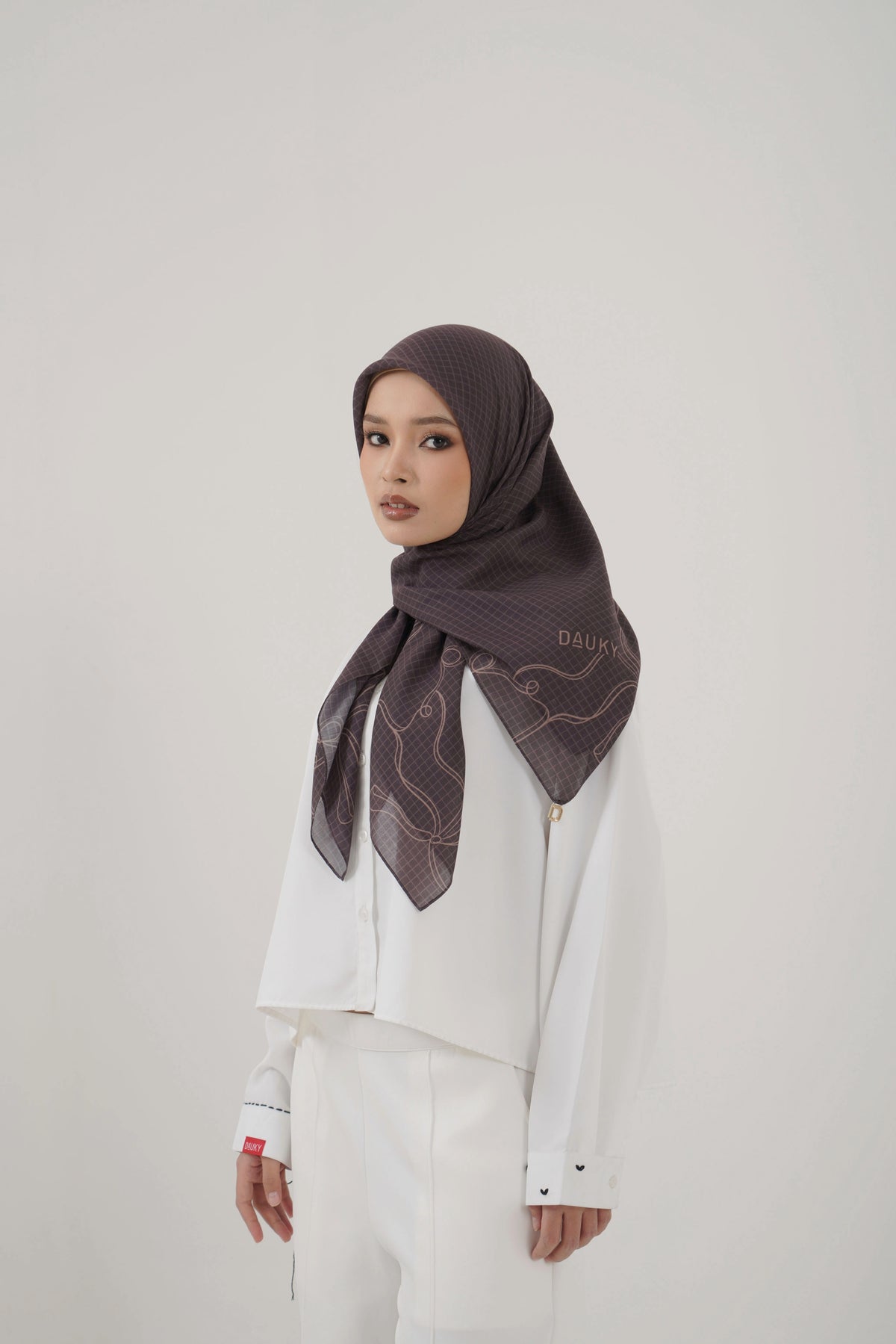 Ribbon Geo Scarf