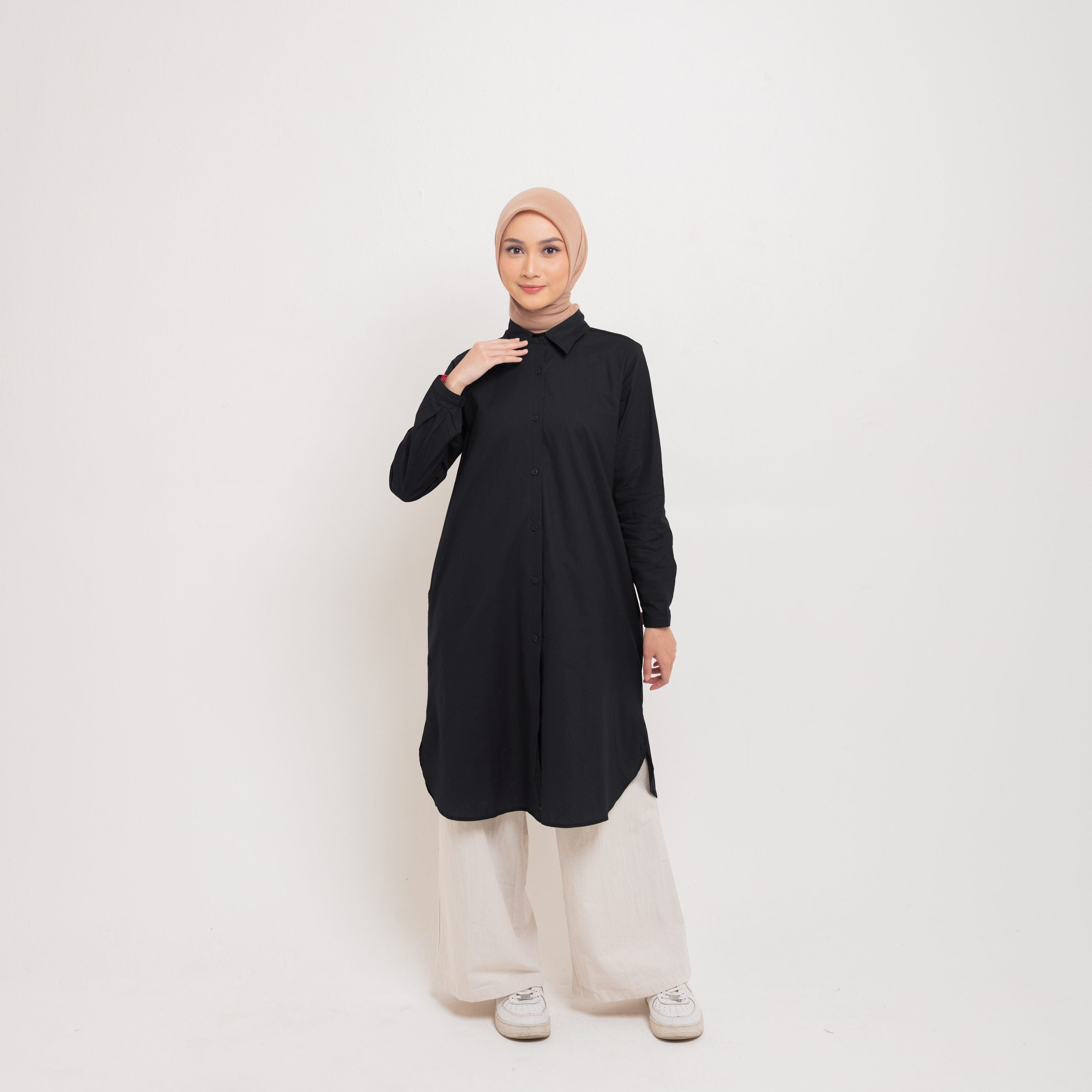#color_hitam