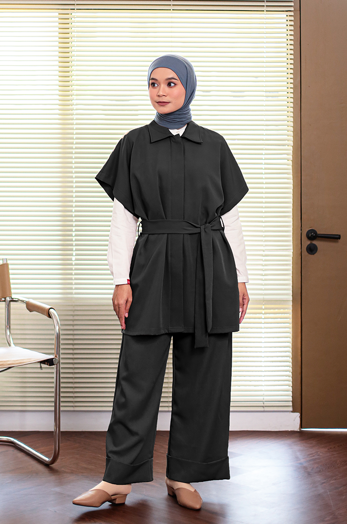 Vest Tied Airy Scuba