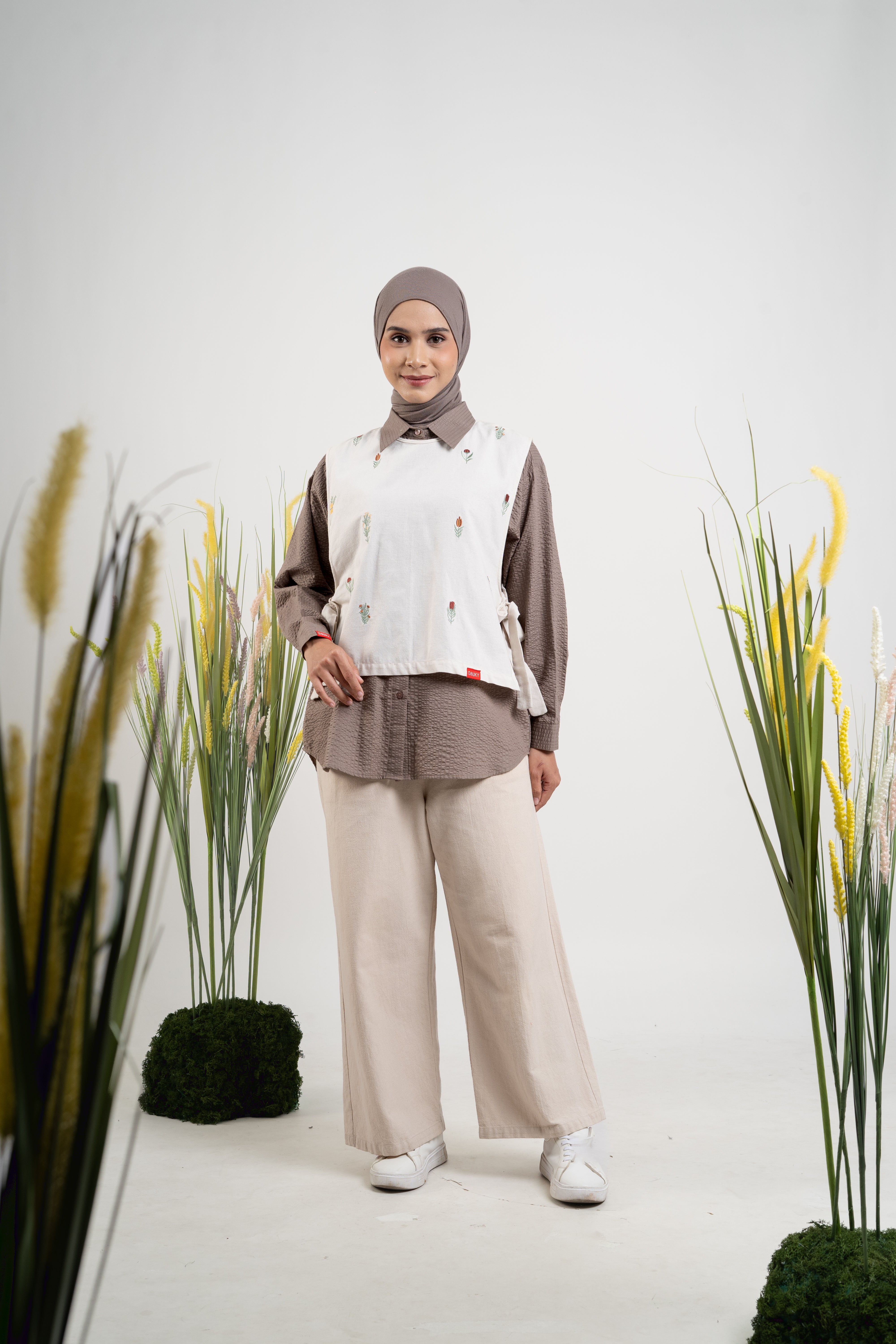 Vest Flower Melbourne - Bone