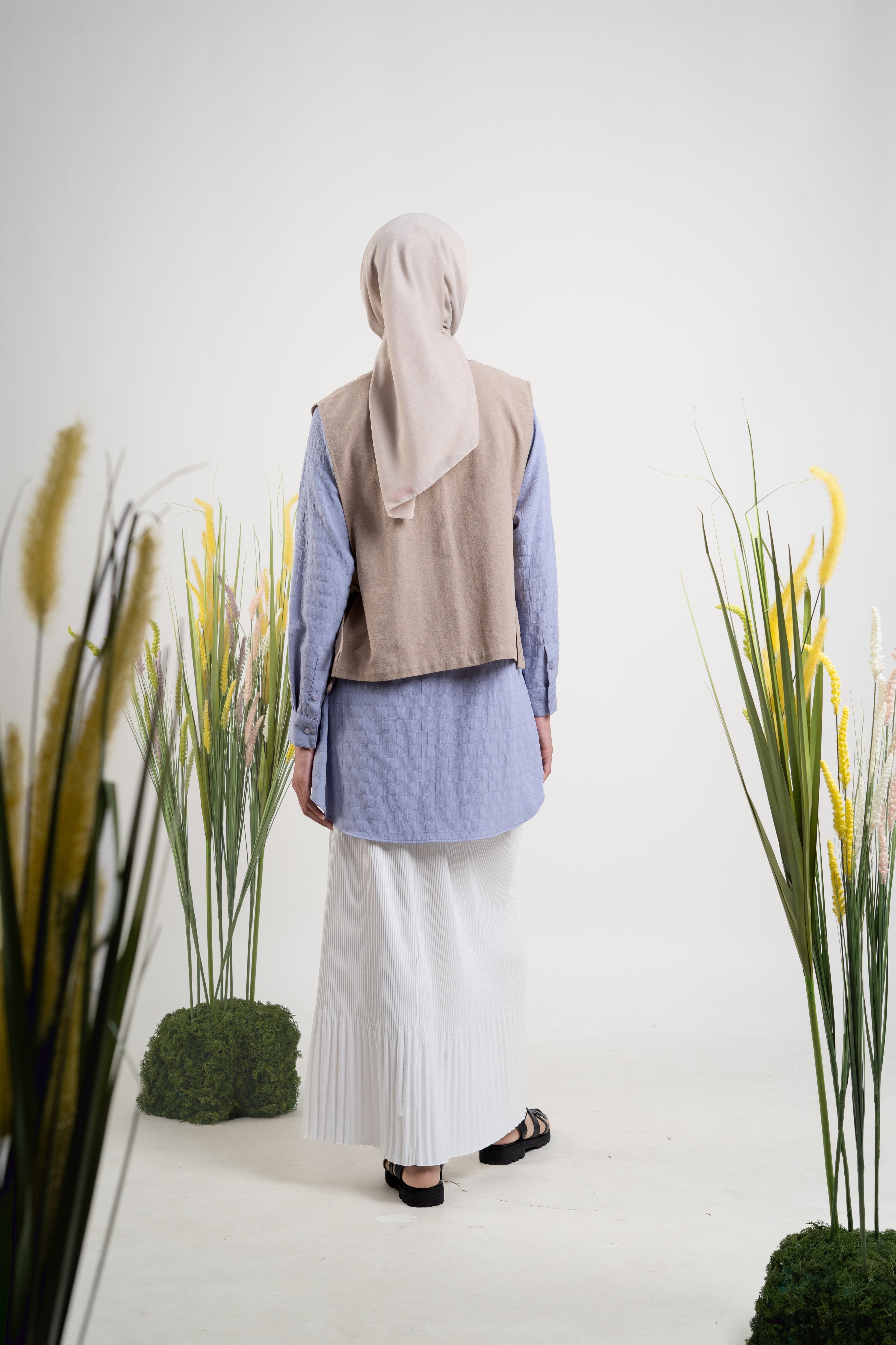 Vest Flower Melbourne - Khaky