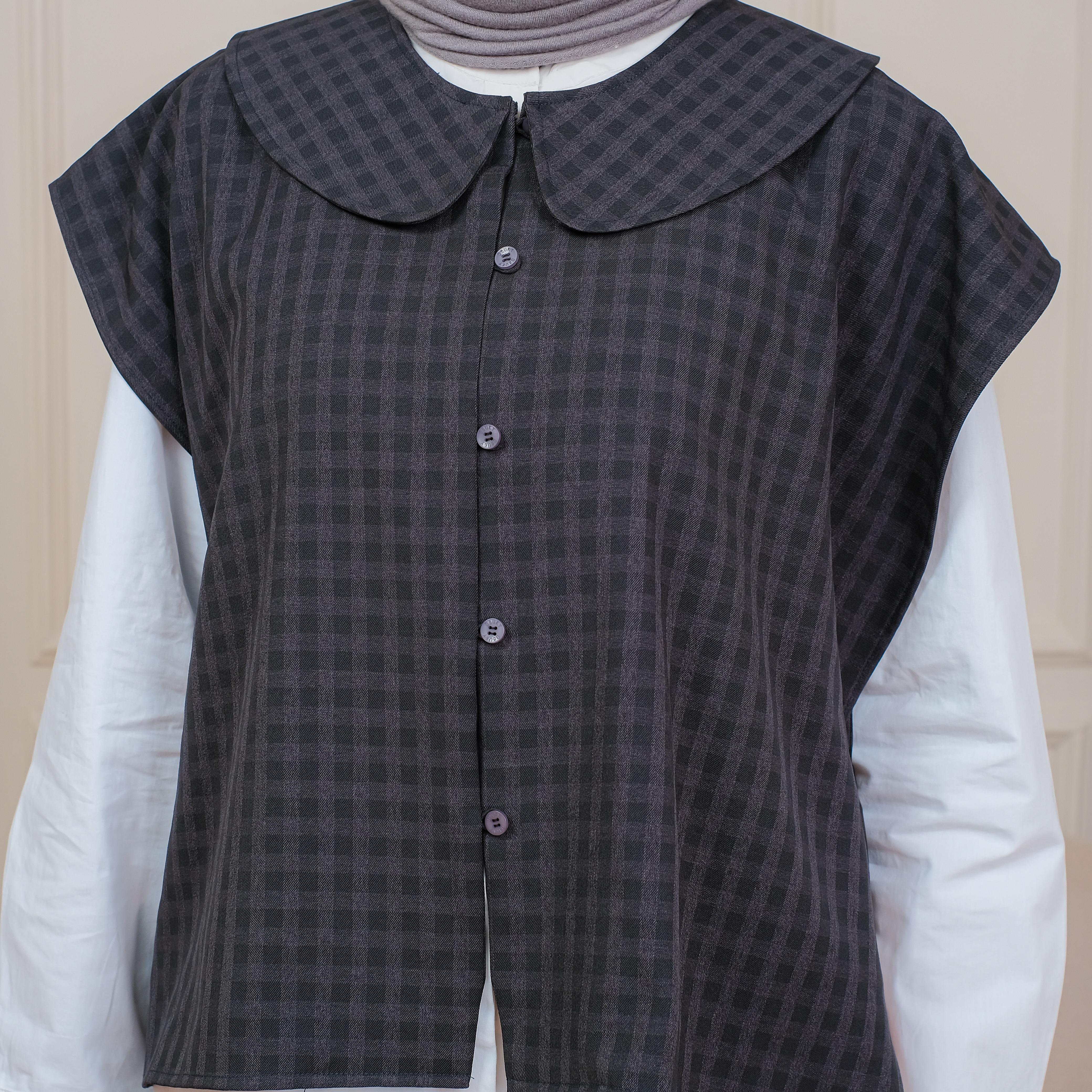 VEST ASYMMETRIC PLAID