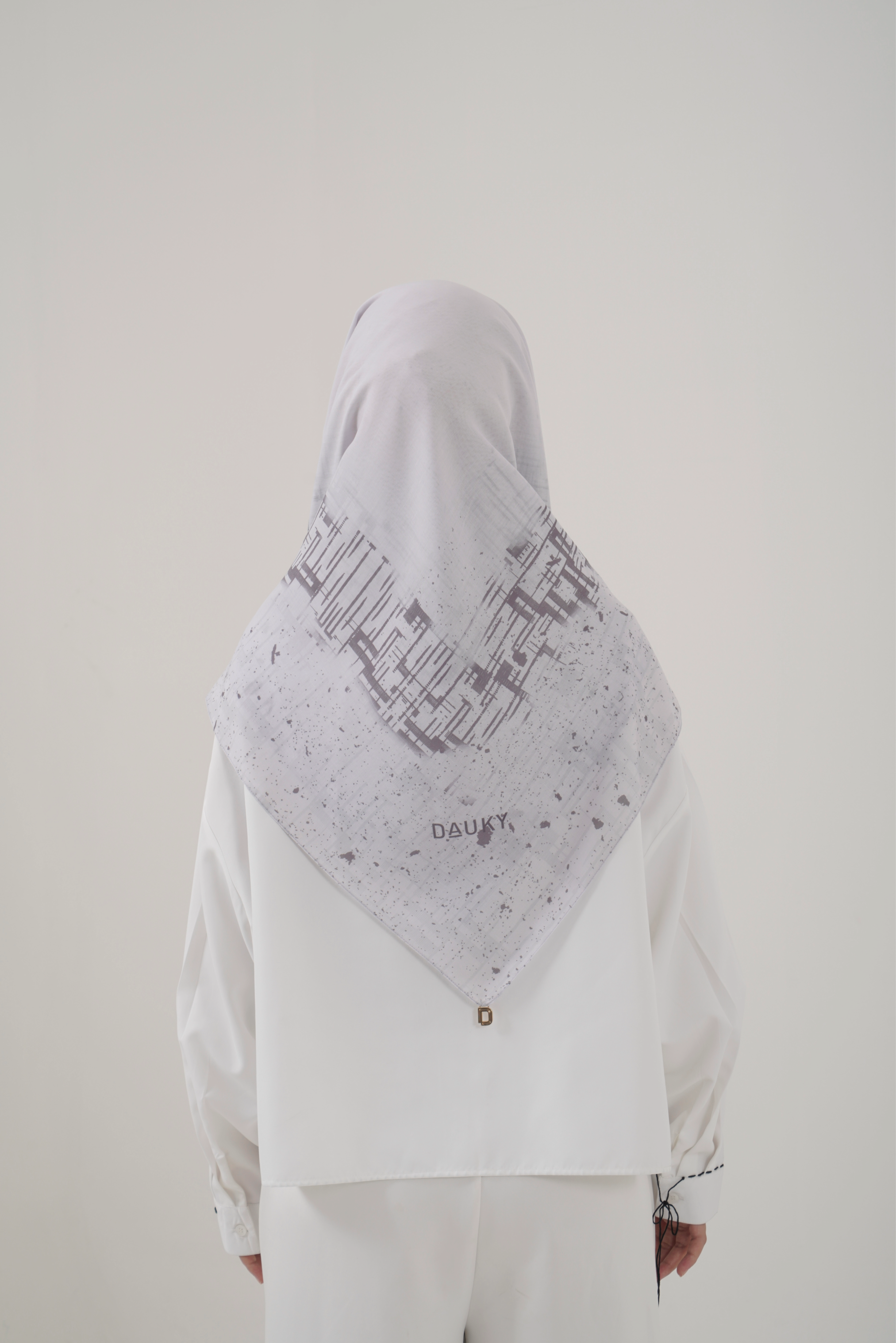 Grid LIne Scarf
