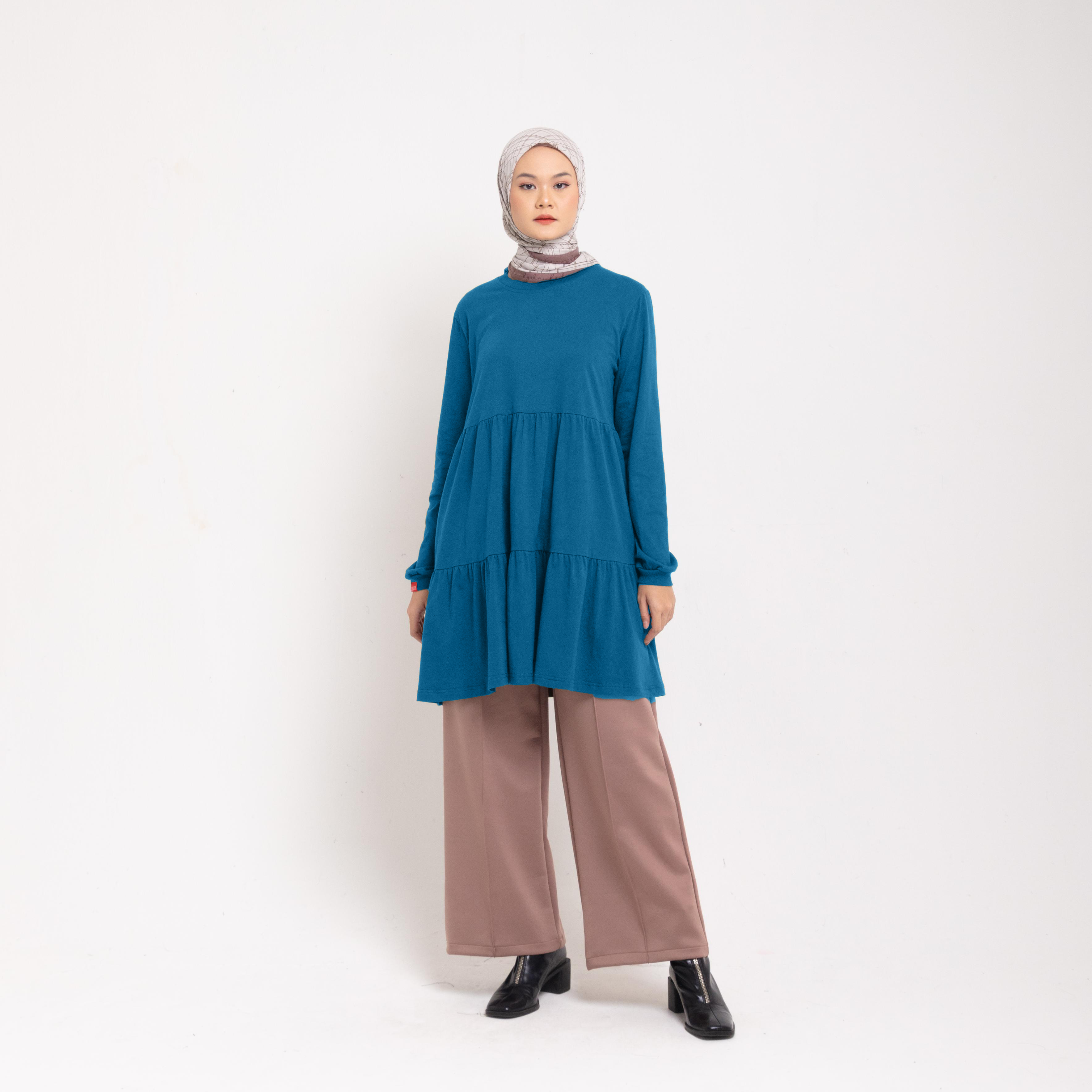 M Tunic Combed Ruffles Botton - Teal Blue