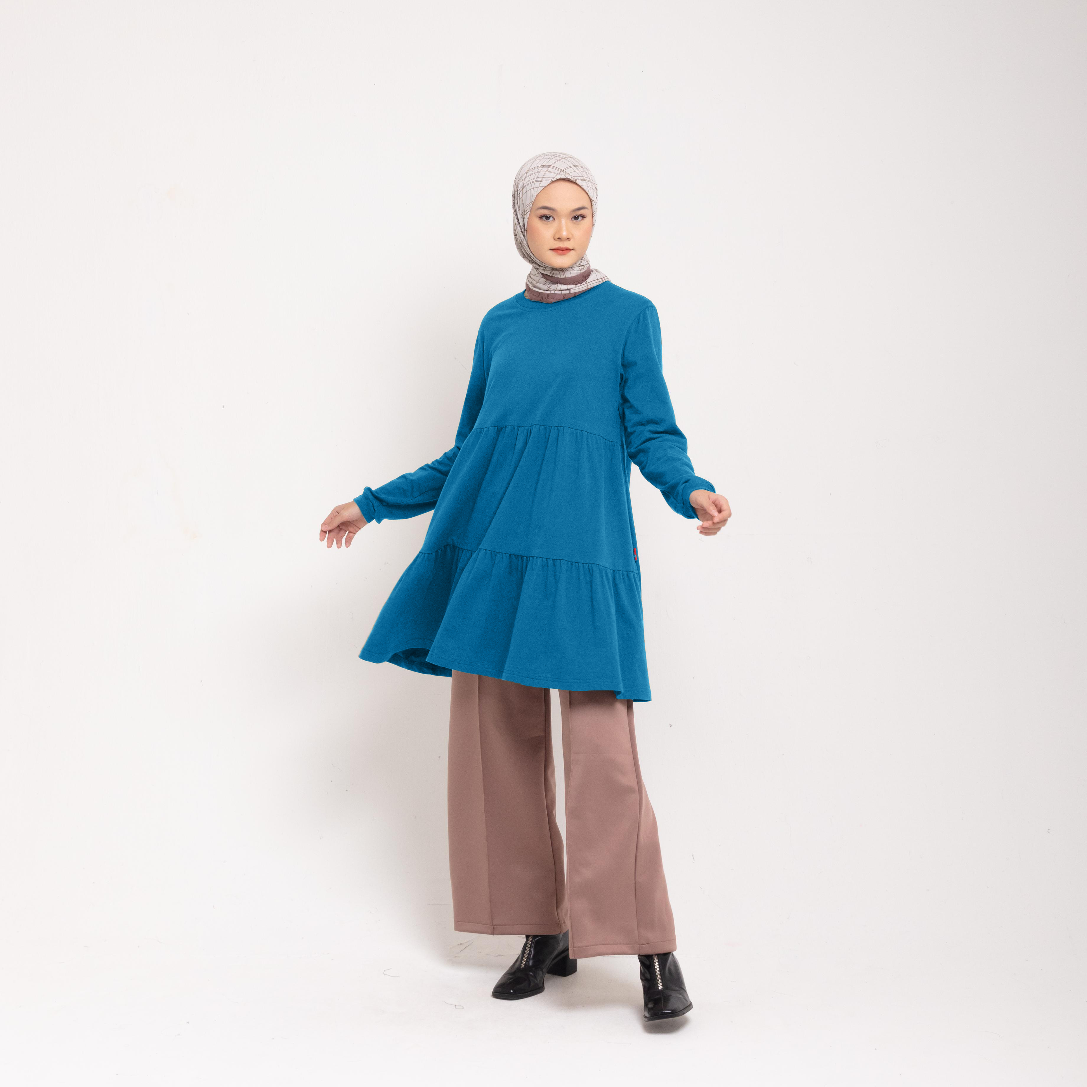 M Tunic Combed Ruffles Botton - Teal Blue