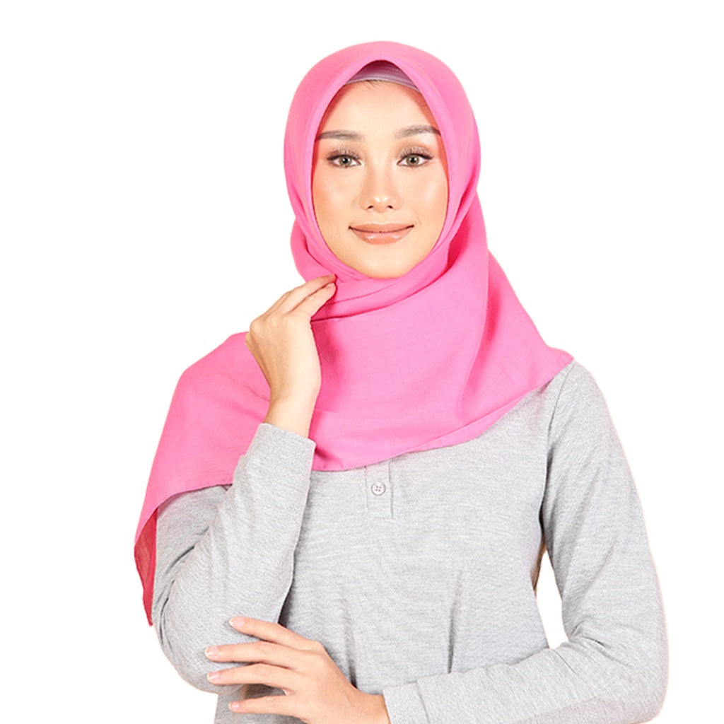 Dauky Hijab Segiempat Kerudung Polos Basic Voal Scarf - Fushia red