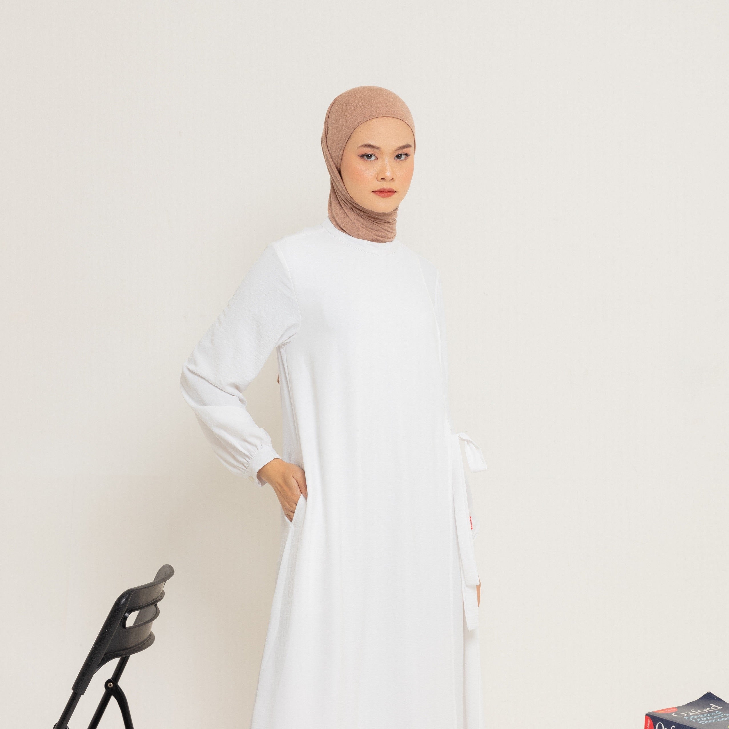 L Dress Side Belt - BW