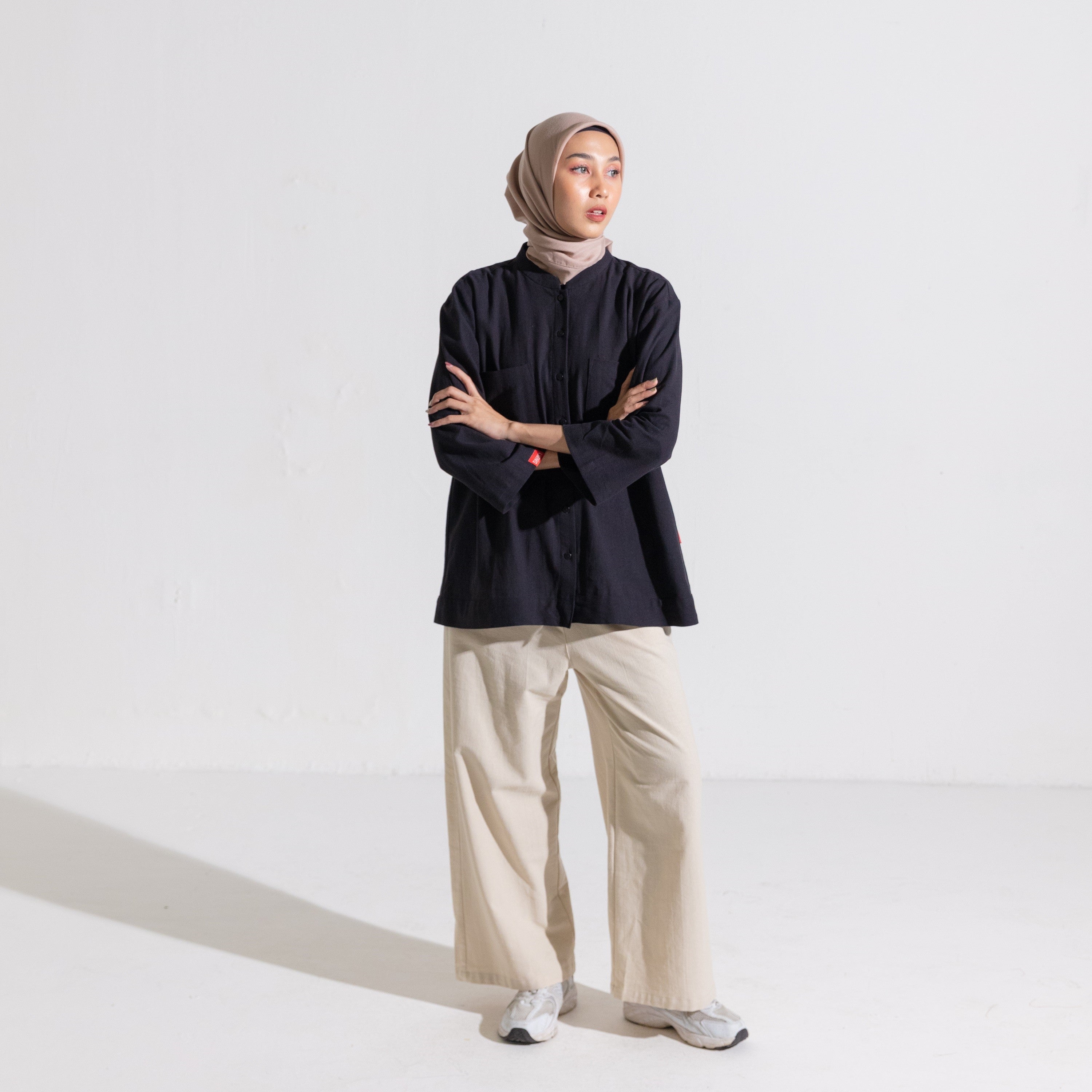 Dauky Atasan Wanita S Tunik Linen Pocket - Hitam