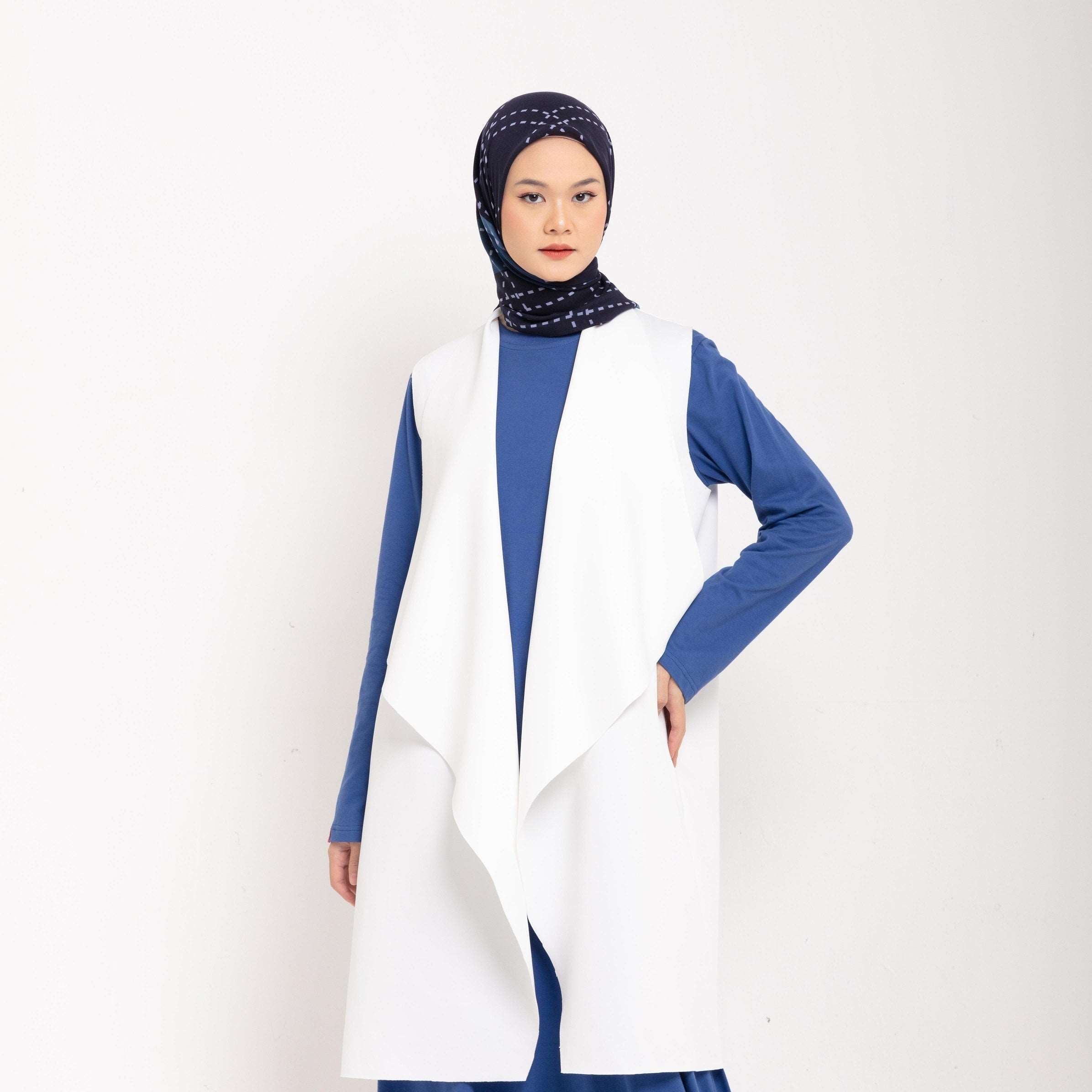 Cardigan Atasan Wanita Dauky Vest Scuba Ruffles Executive Collection - BW