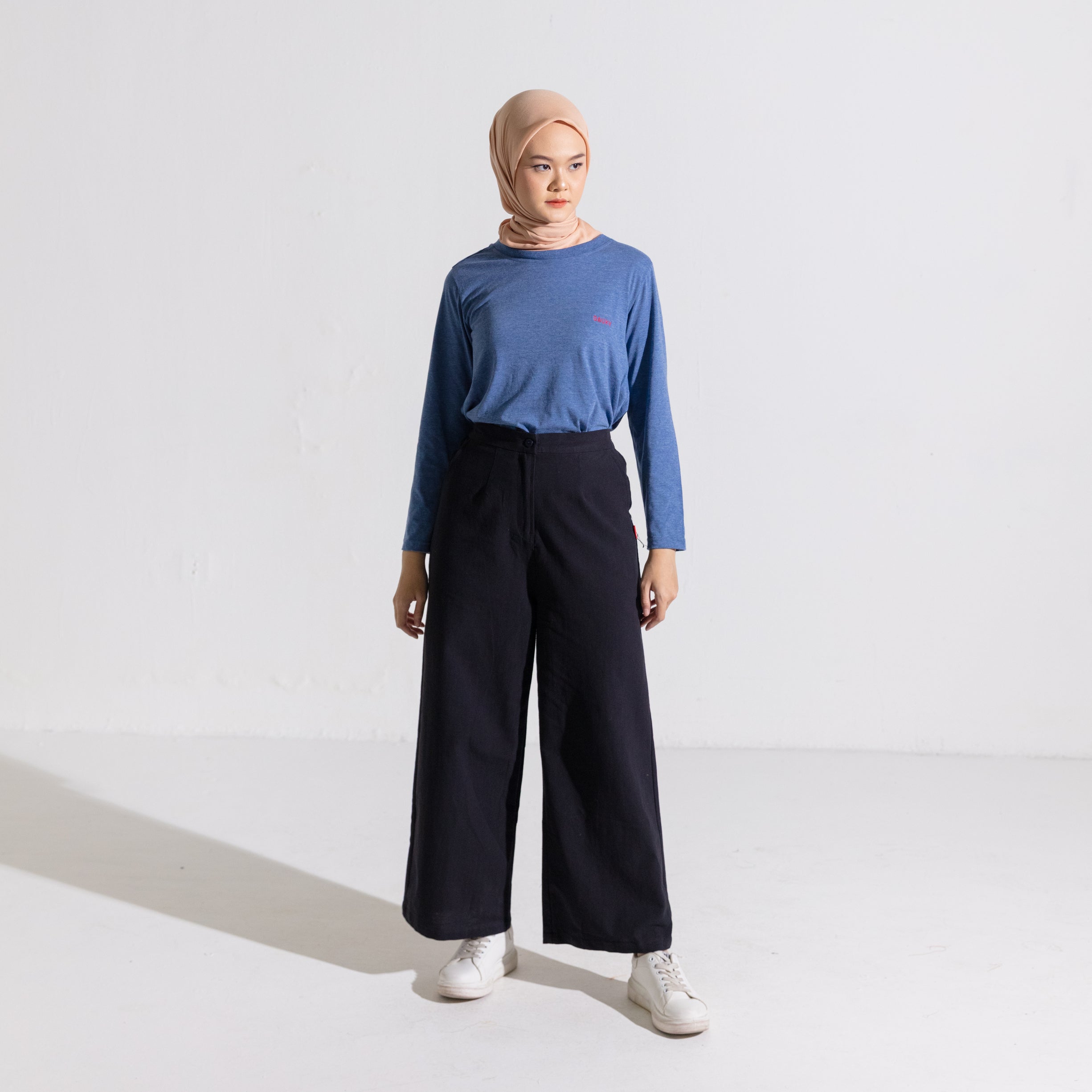 Dauky Celana Panjang Palazo Linen - Hitam