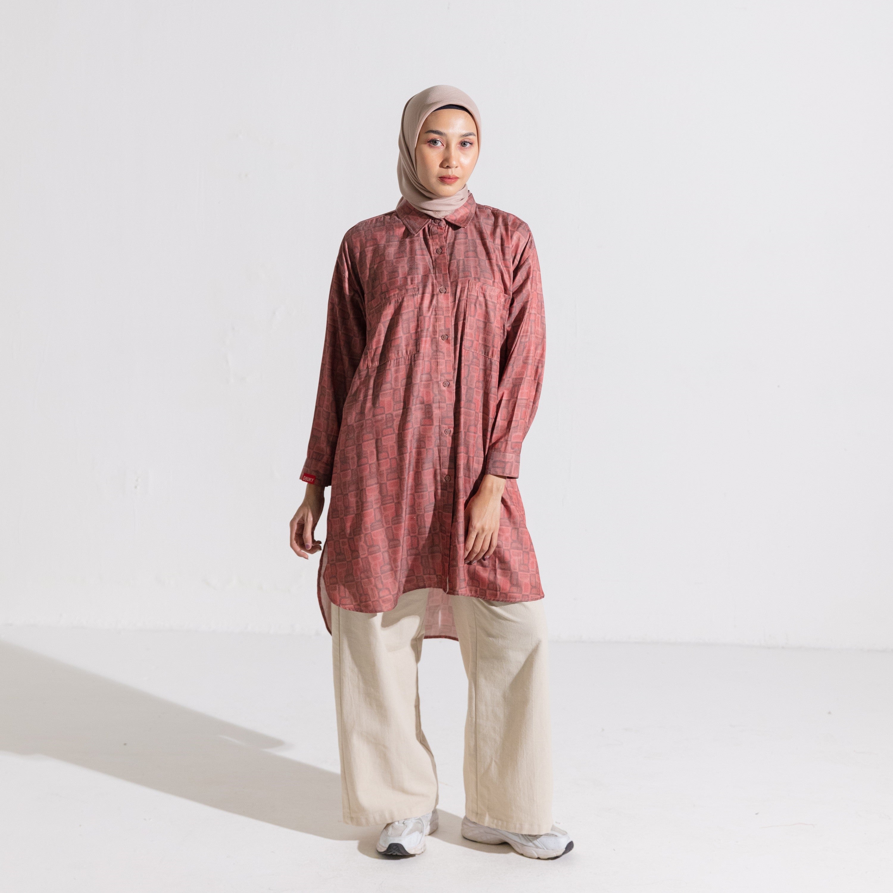 Dauky Atasan Wanita L Tunik Monogram Series - Maroon