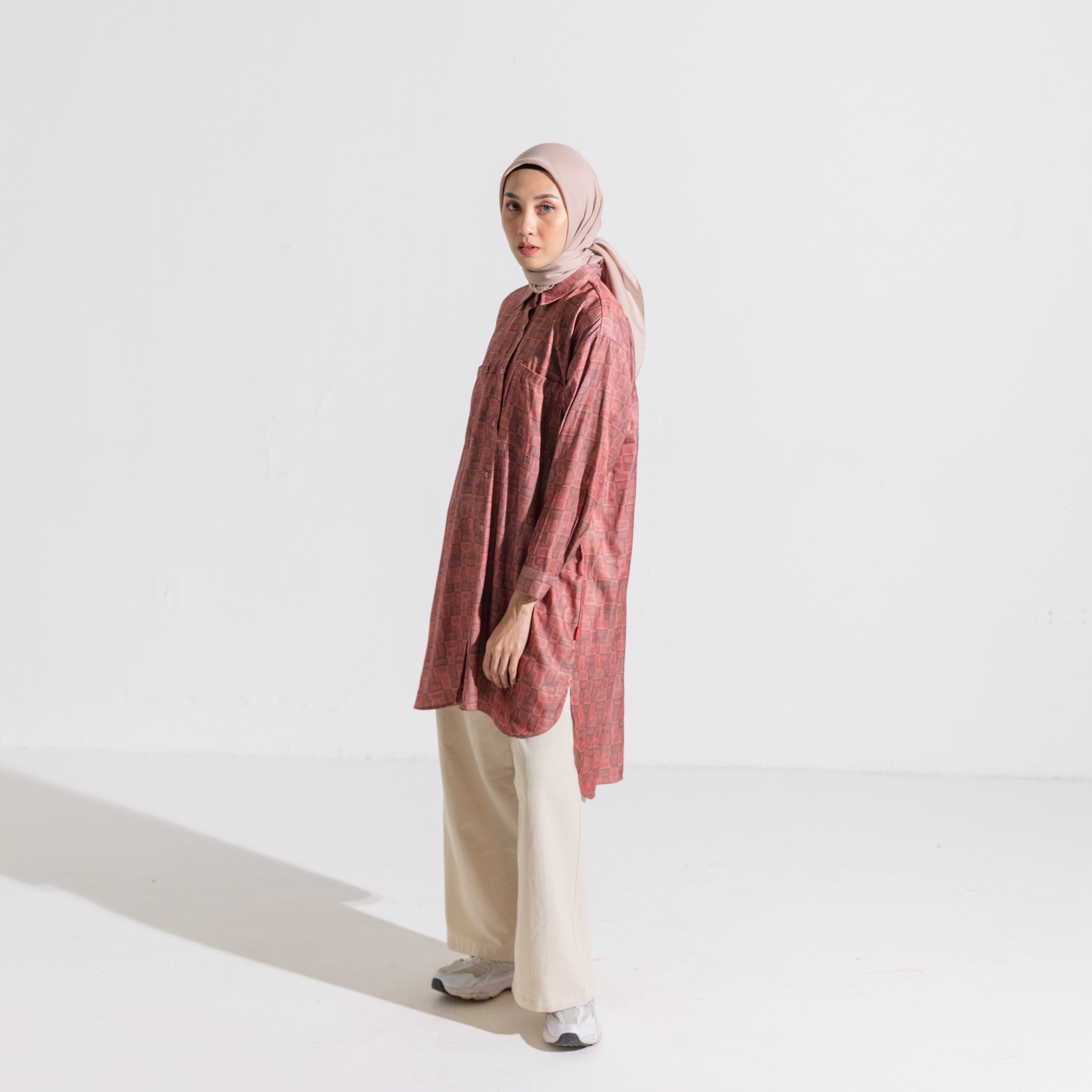 Dauky Atasan Wanita L Tunik Monogram Series - Maroon