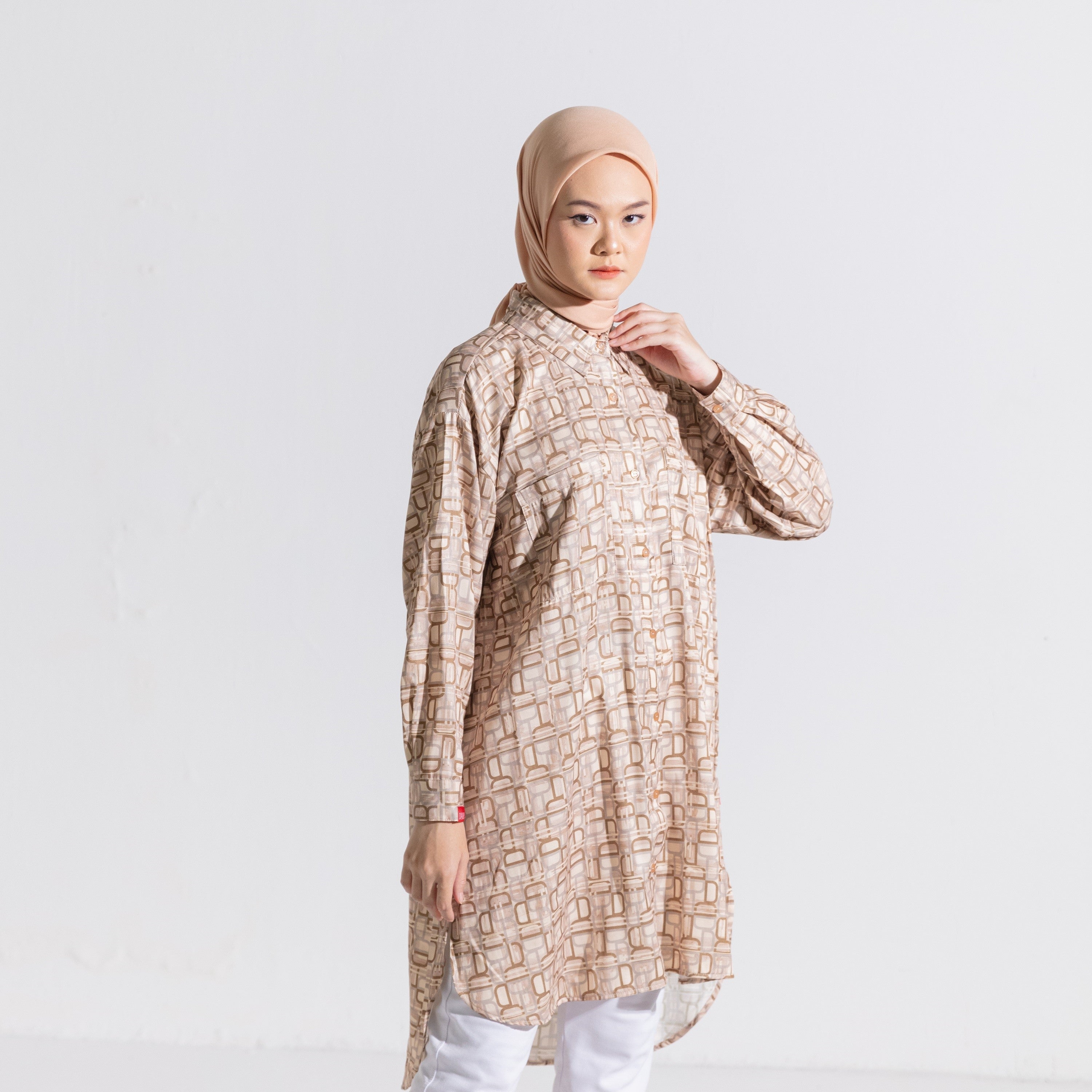 Dauky Atasan Wanita L Tunik Monogram Series - Nude