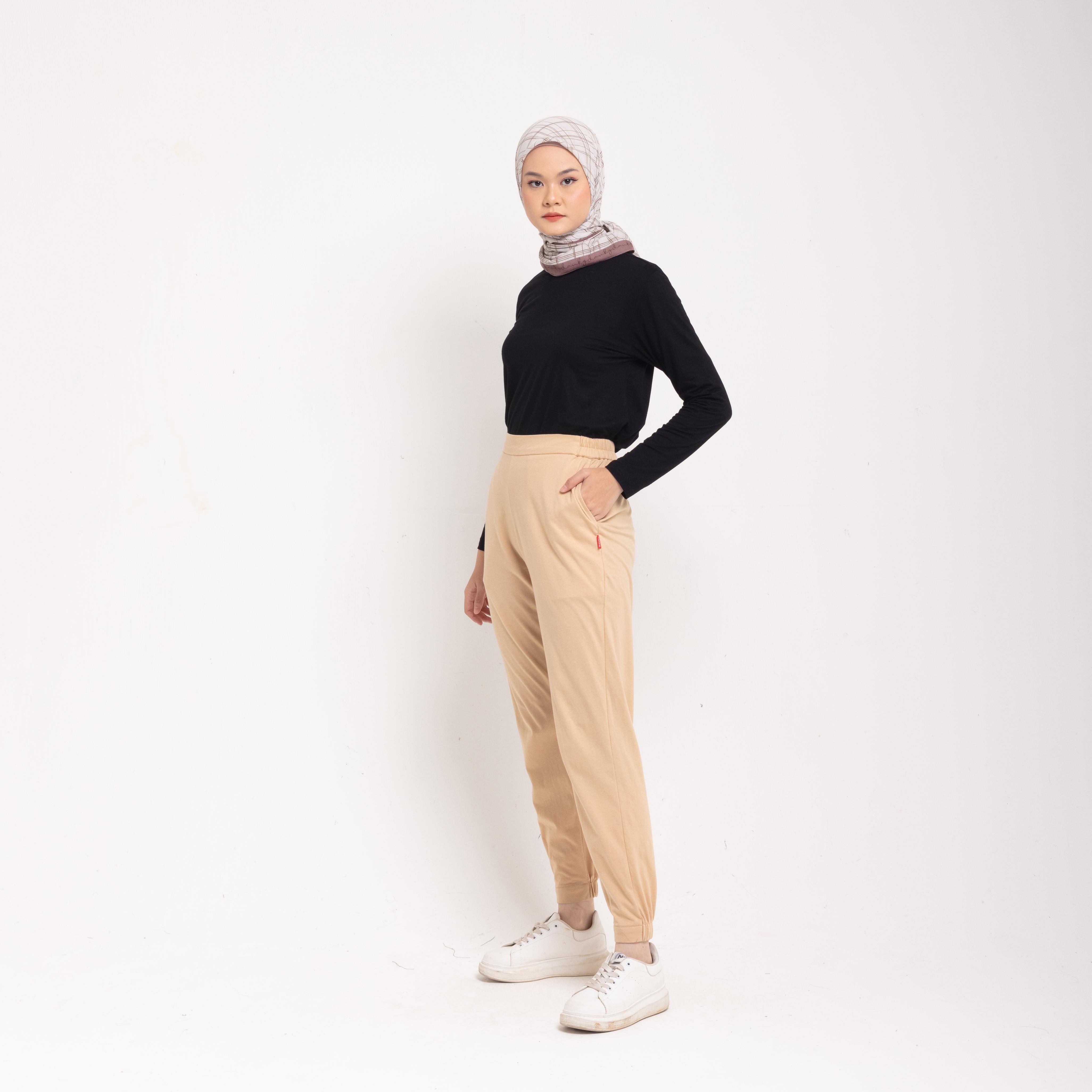 Jogger Pants Combed - Coklat