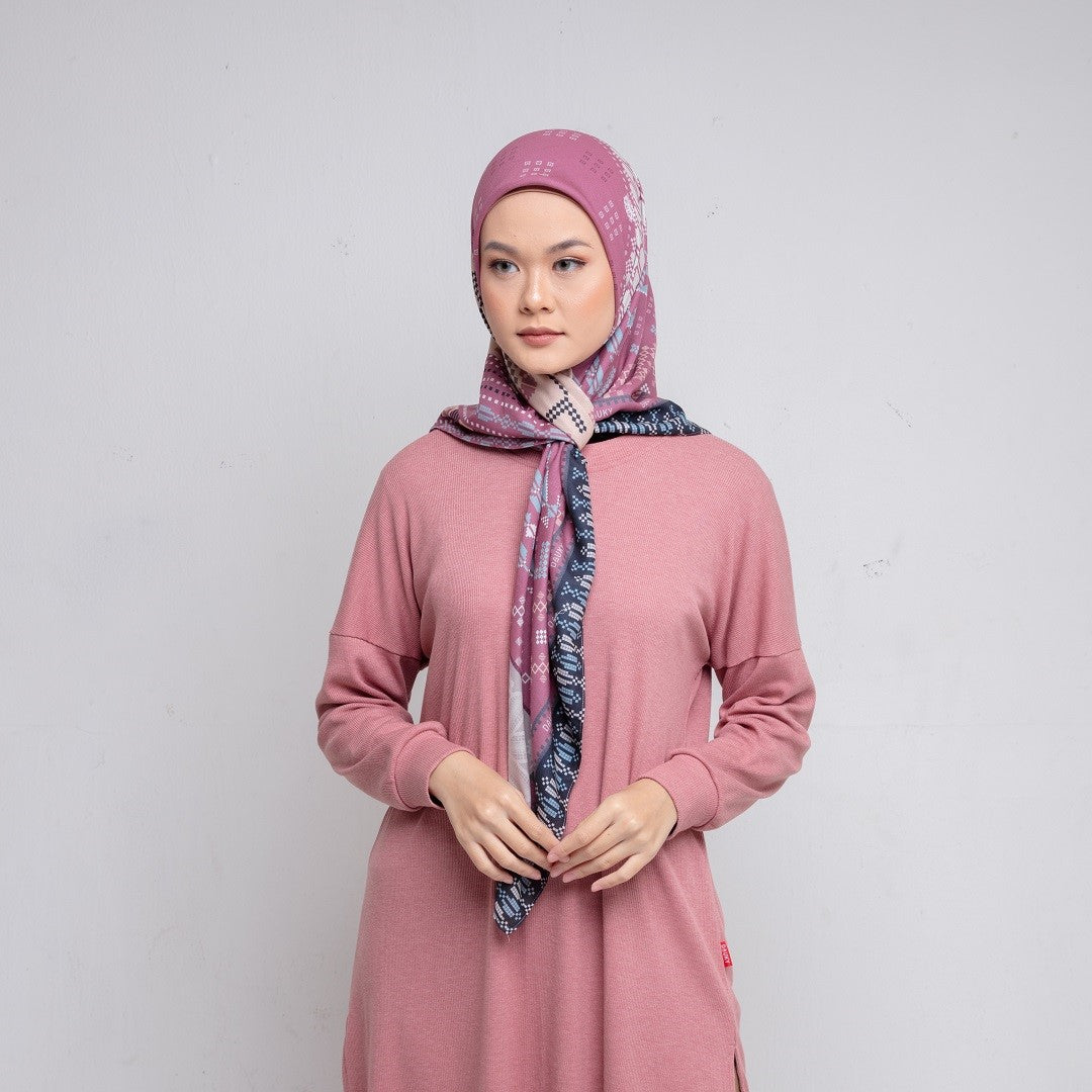 Dauky Hijab Segiempat Ethnic Scart -  Pink