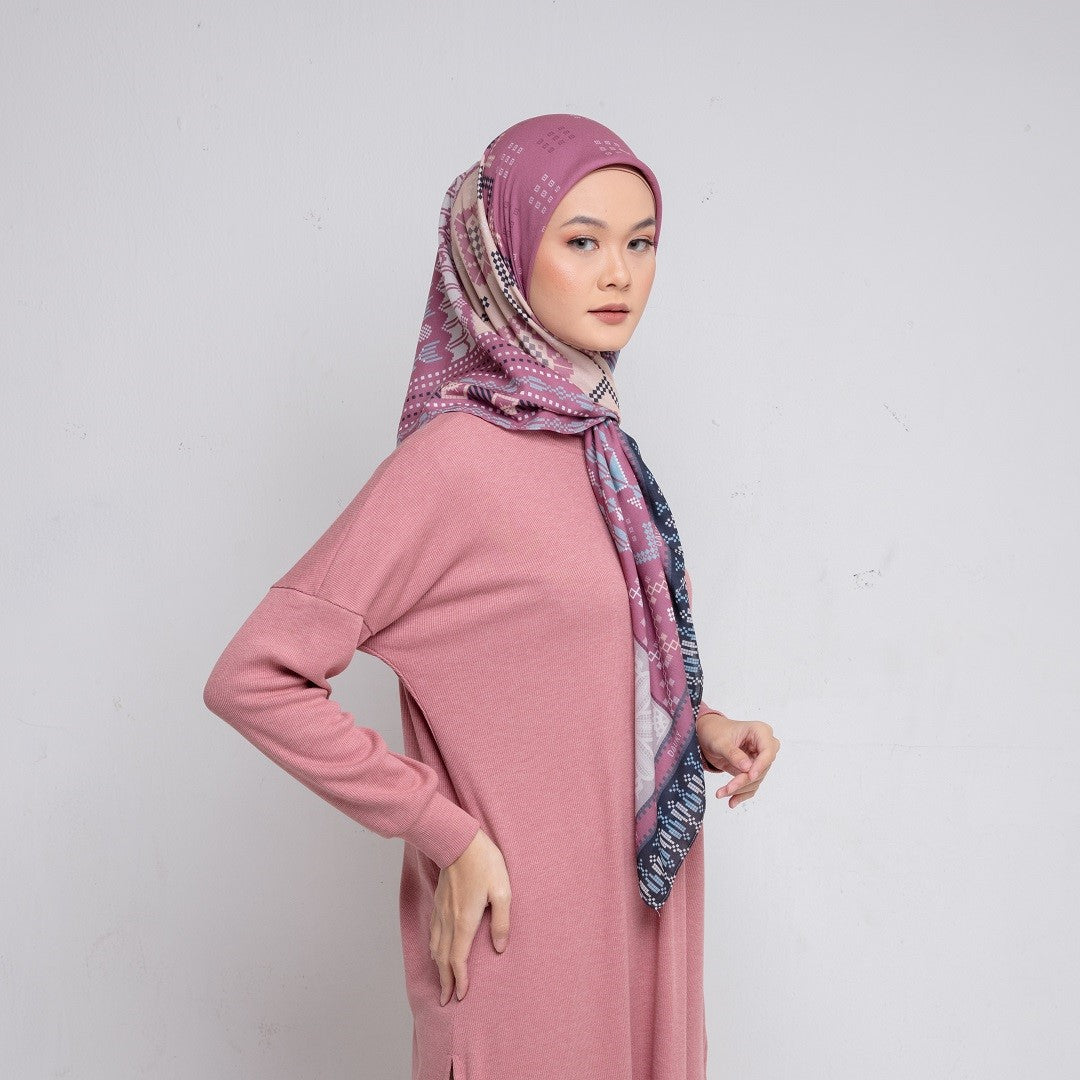 Dauky Hijab Segiempat Ethnic Scart - Pink